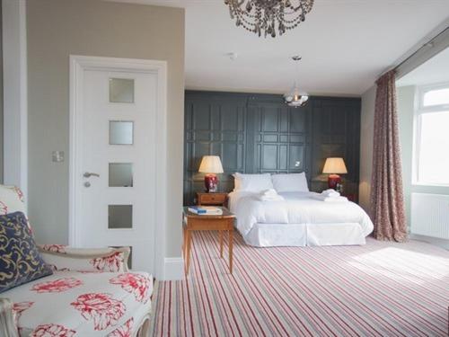 Deluxe Double Room with Bath photo 3