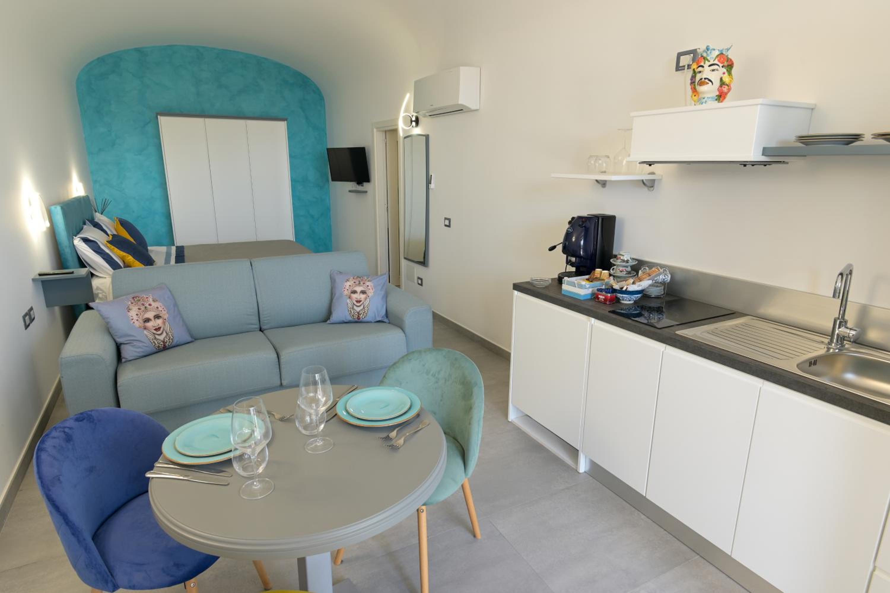 Deluxe Double Room with Sea View