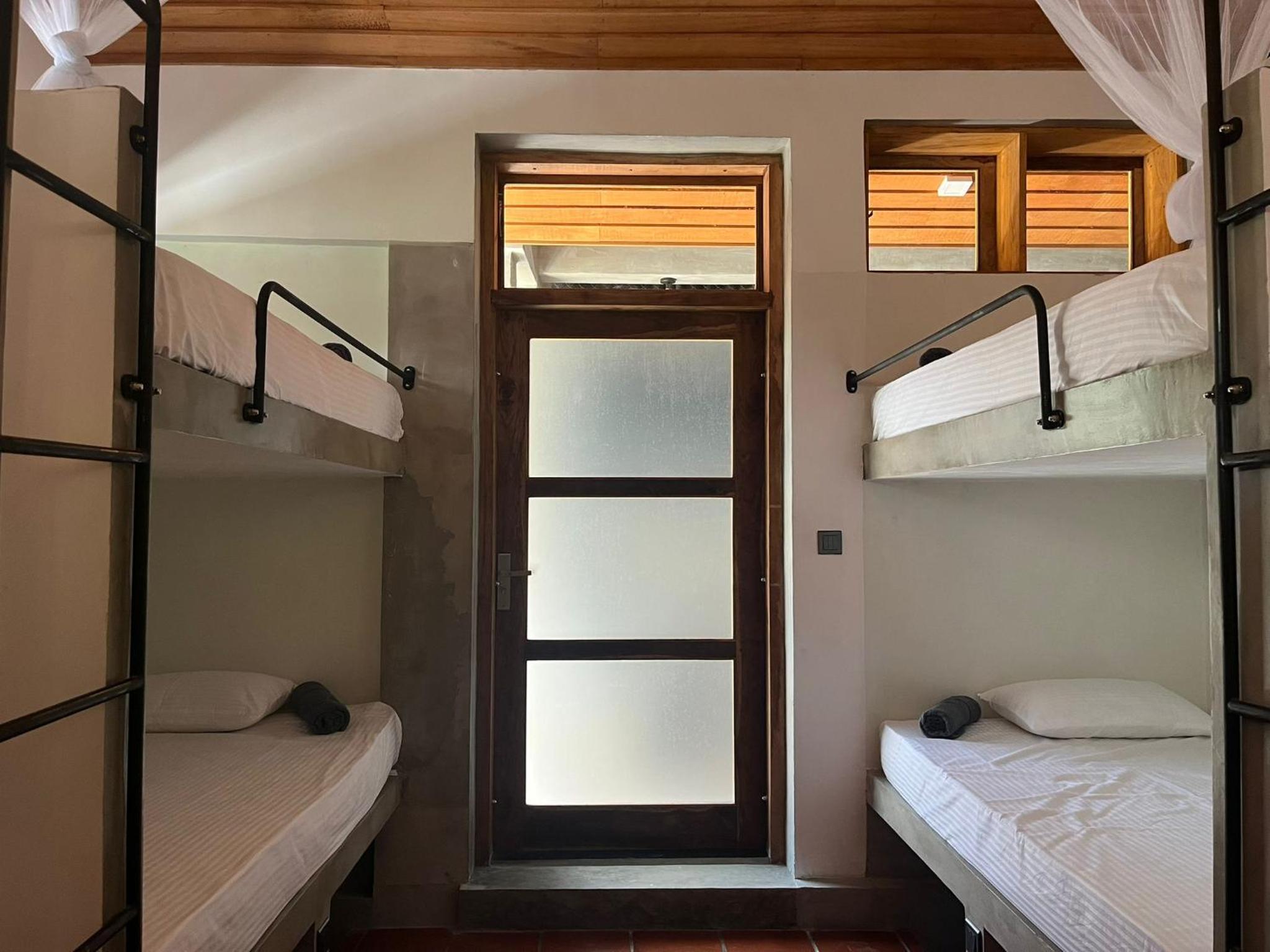 Single Bed in 10-Bed Dormitory Room photo 3