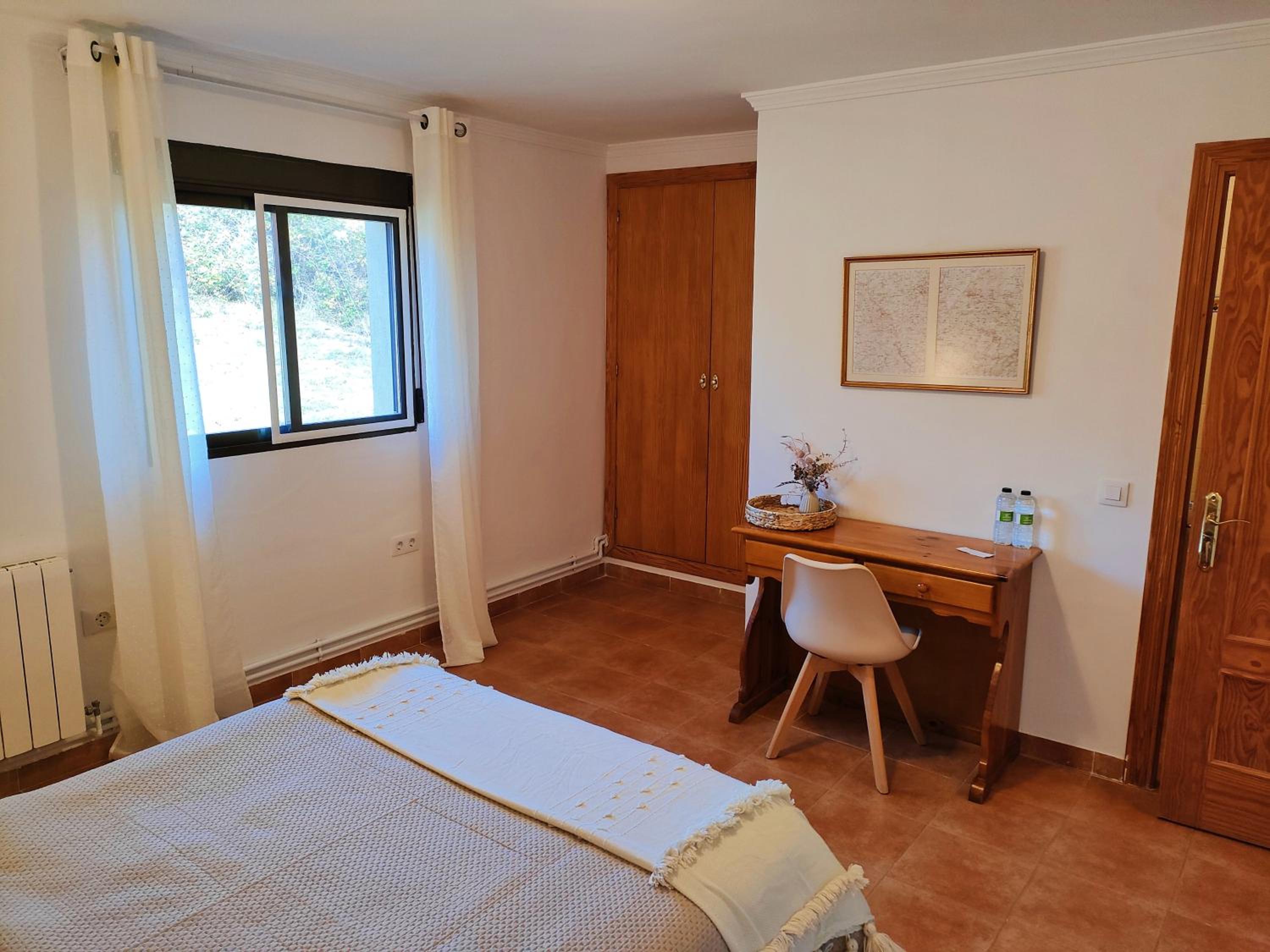 Double Room with Private Bathroom photo 3