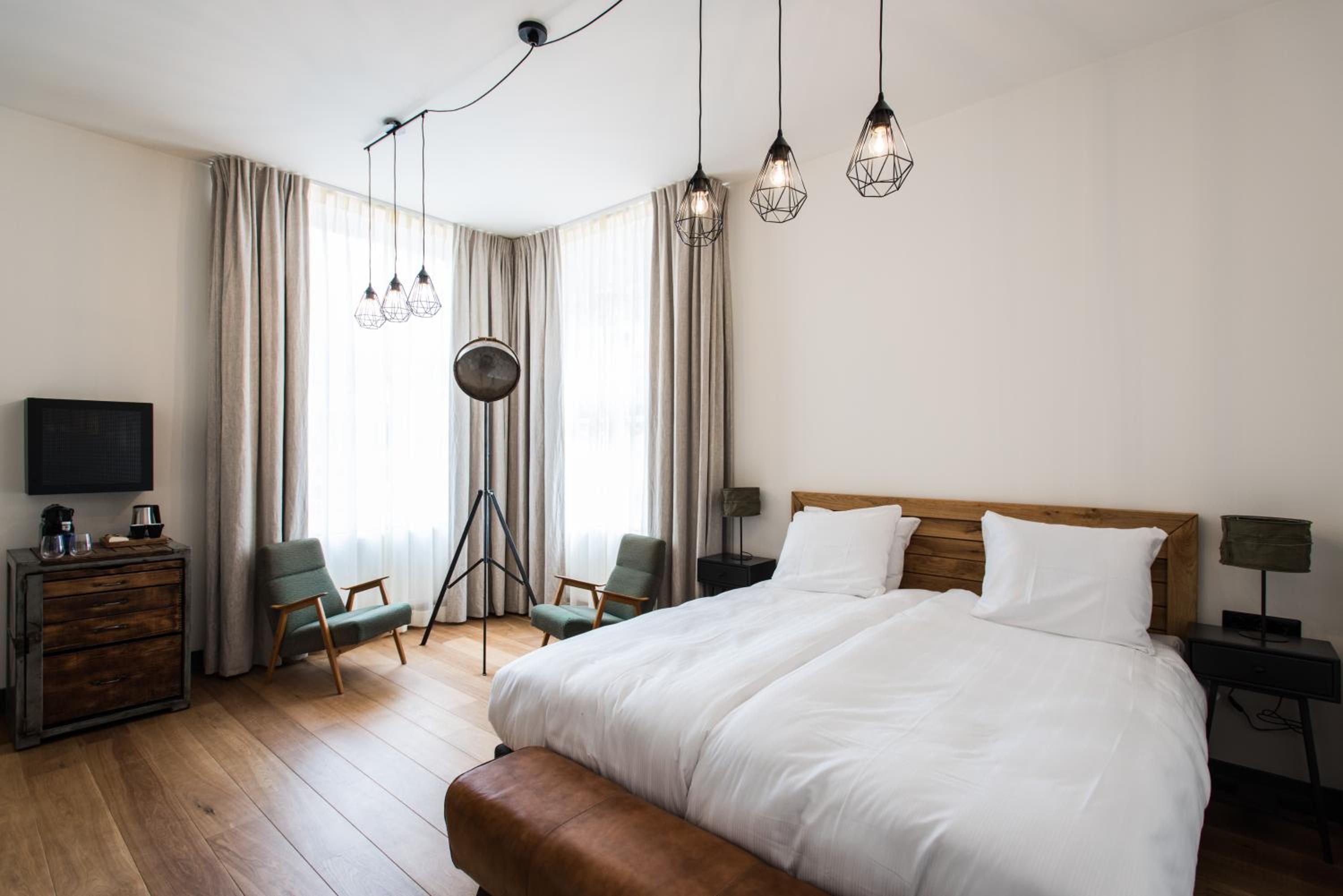 Large Double Room photo 2
