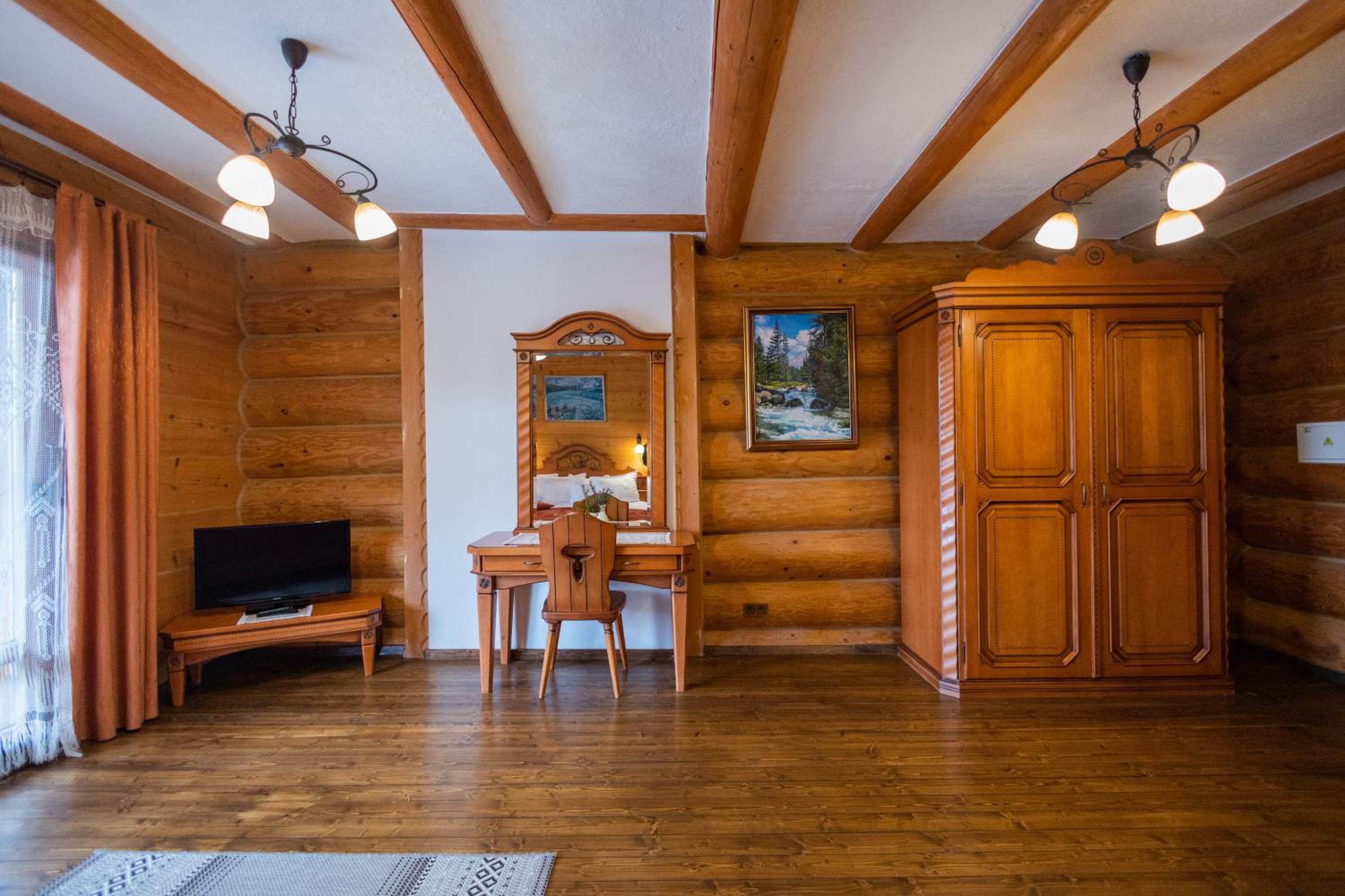 Two-Bedroom Chalet photo 2