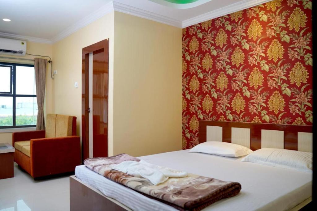 Deluxe Room - Photo 8