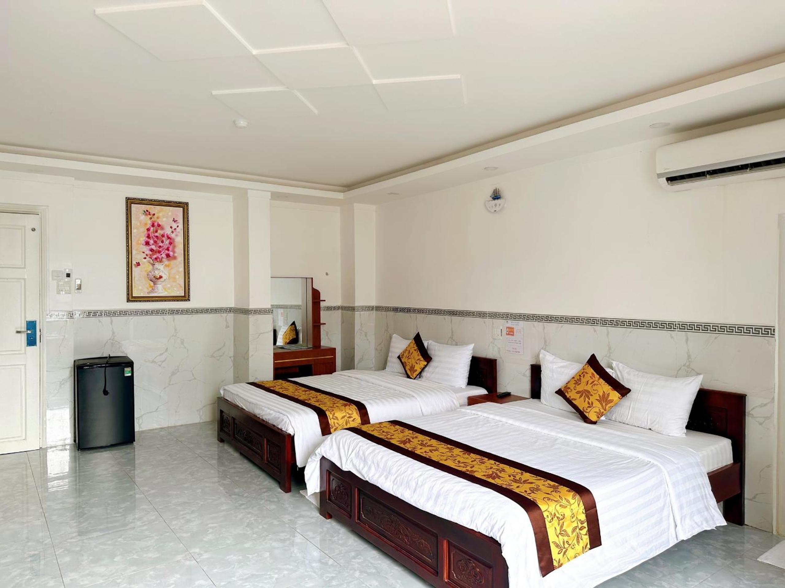 Standard Double or Twin Room - Photo 1