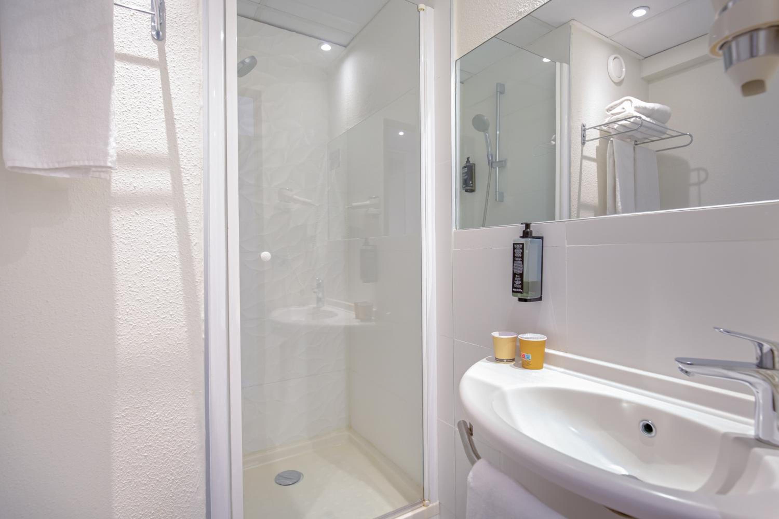 Two Double Rooms next to each other photo 2