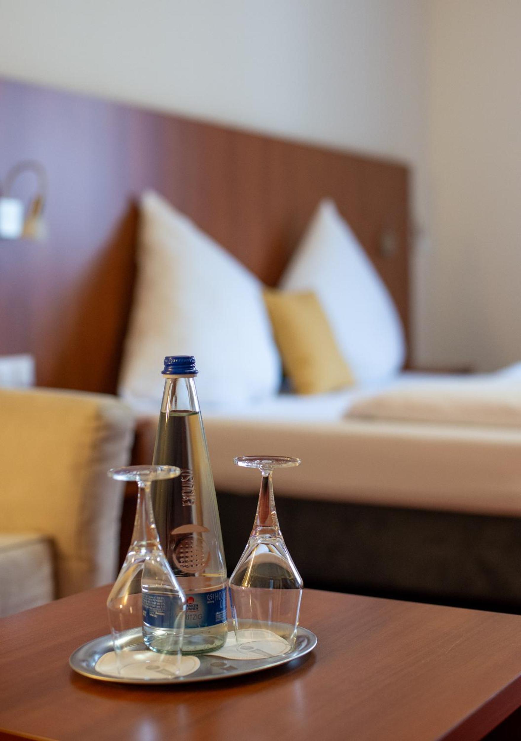 Double or Twin Room photo 3