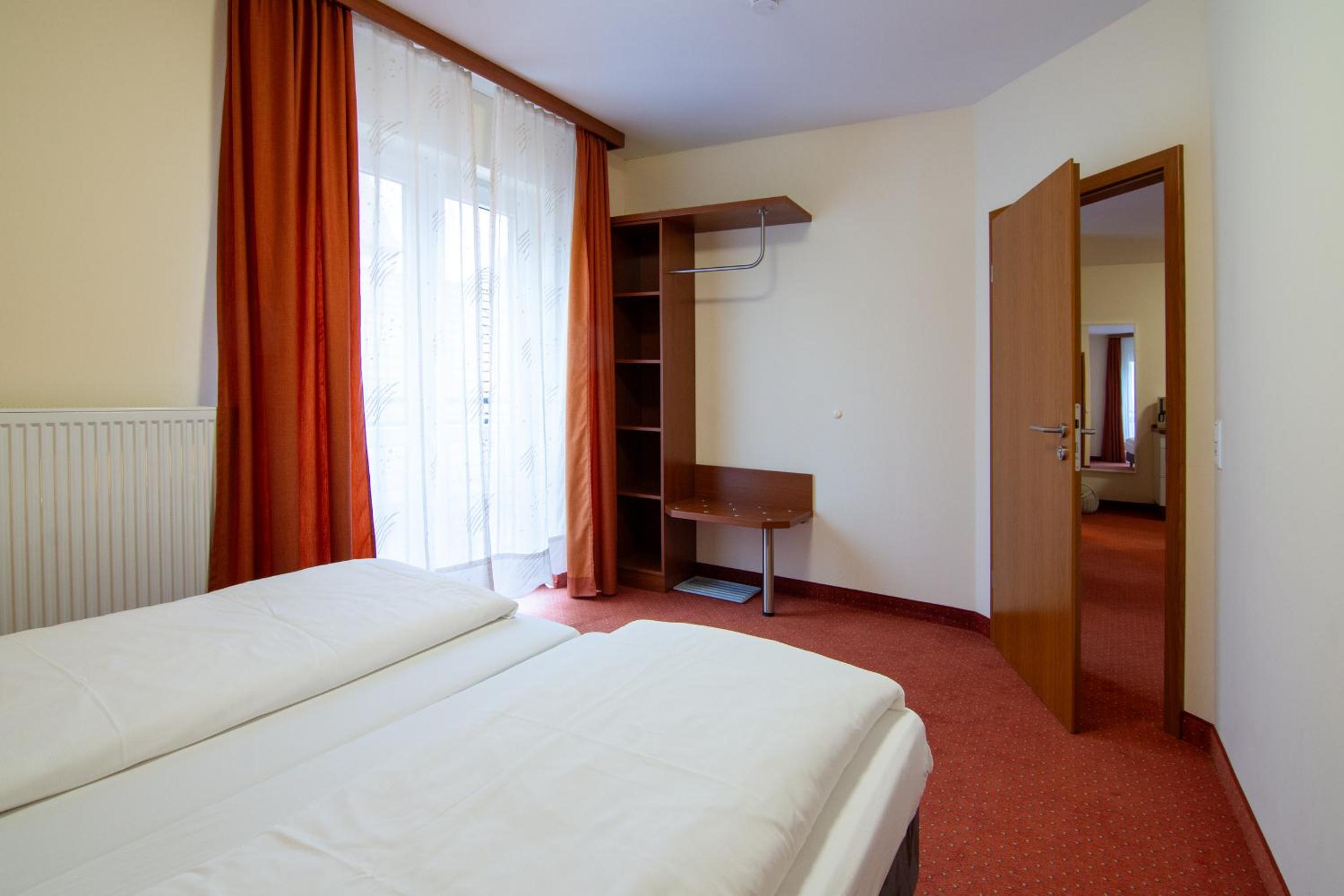 Deluxe Quadruple Room photo 2