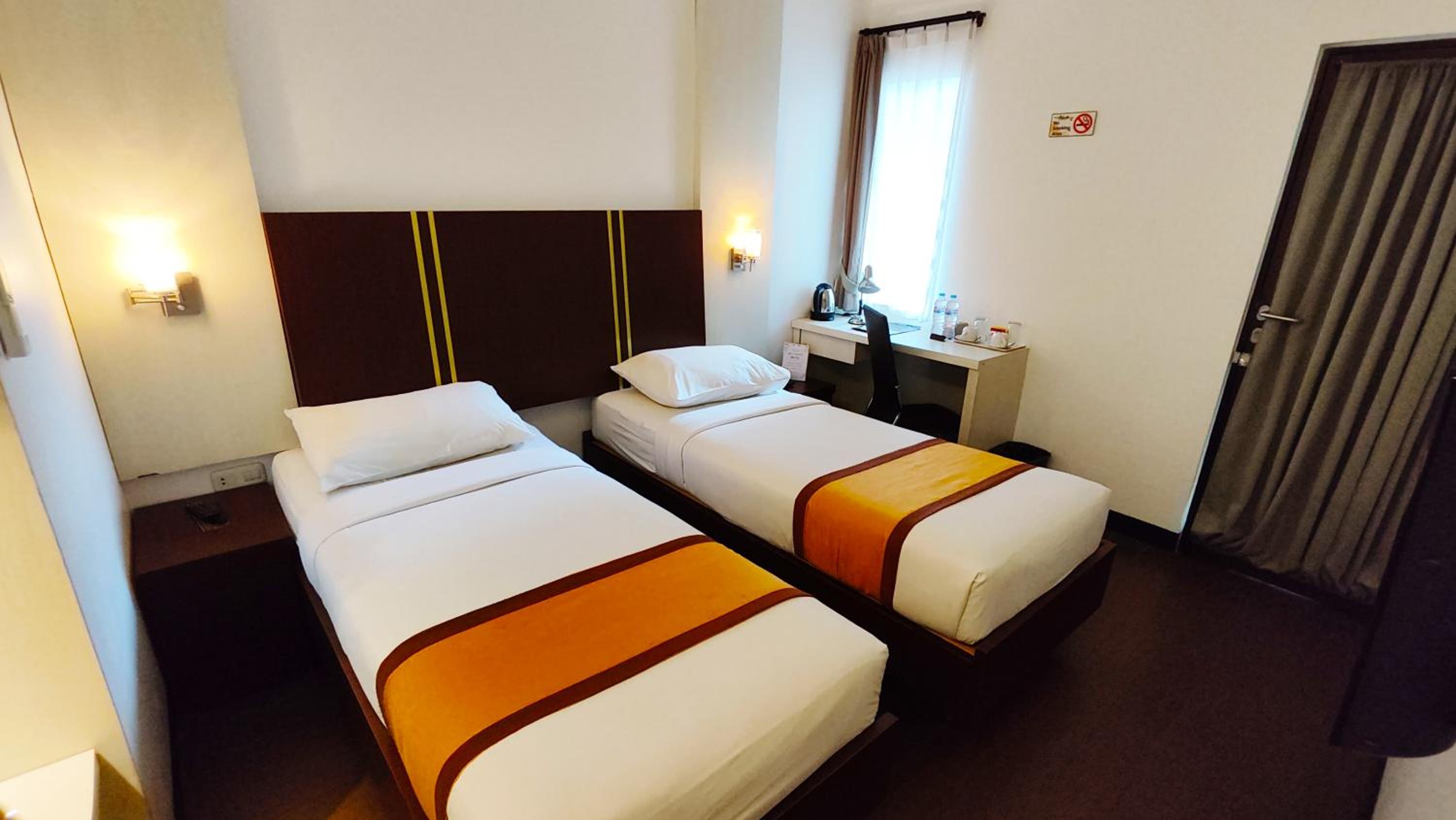 Deluxe Twin Room - Photo 4
