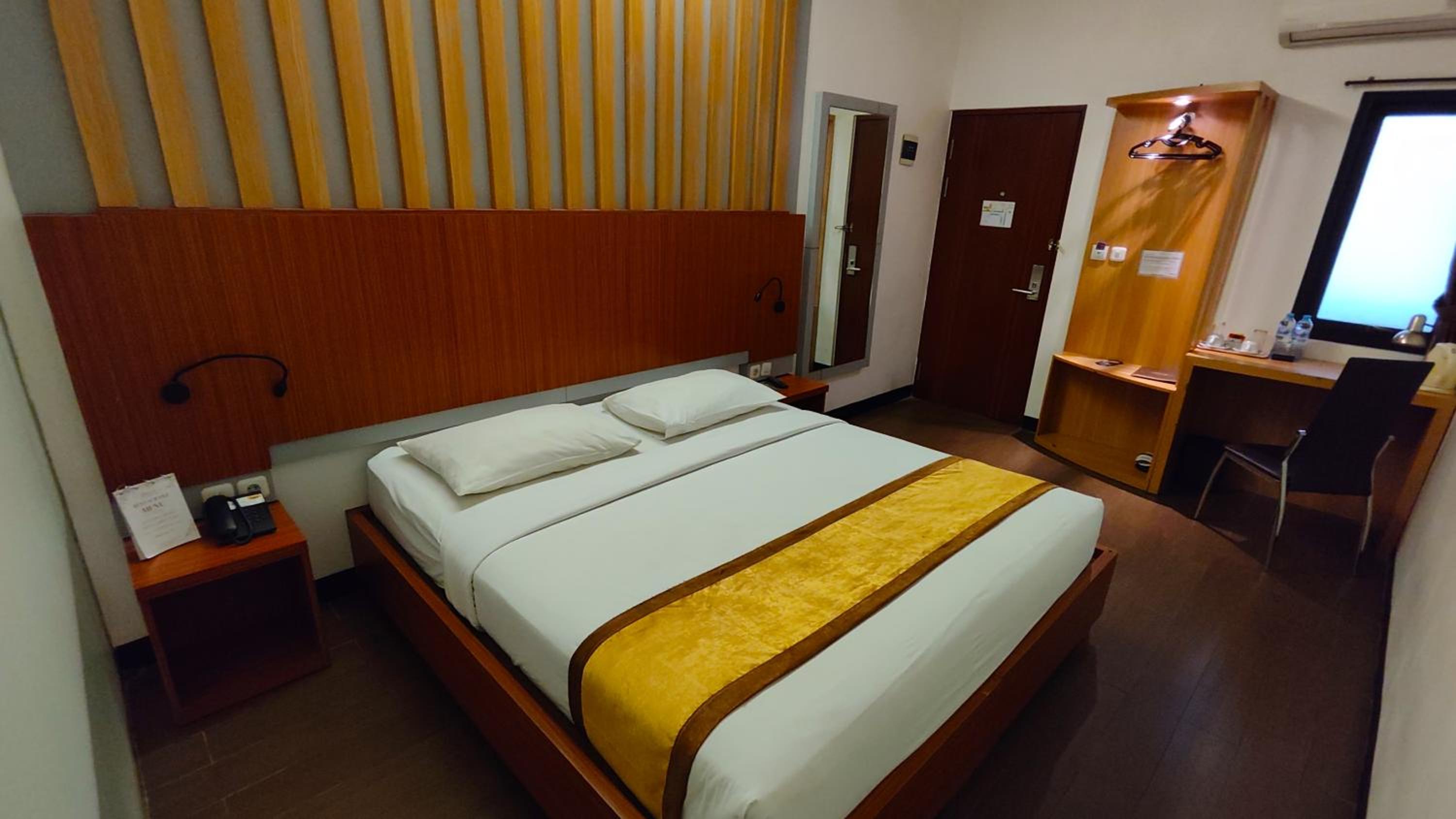 Double or Twin Room - Photo 1