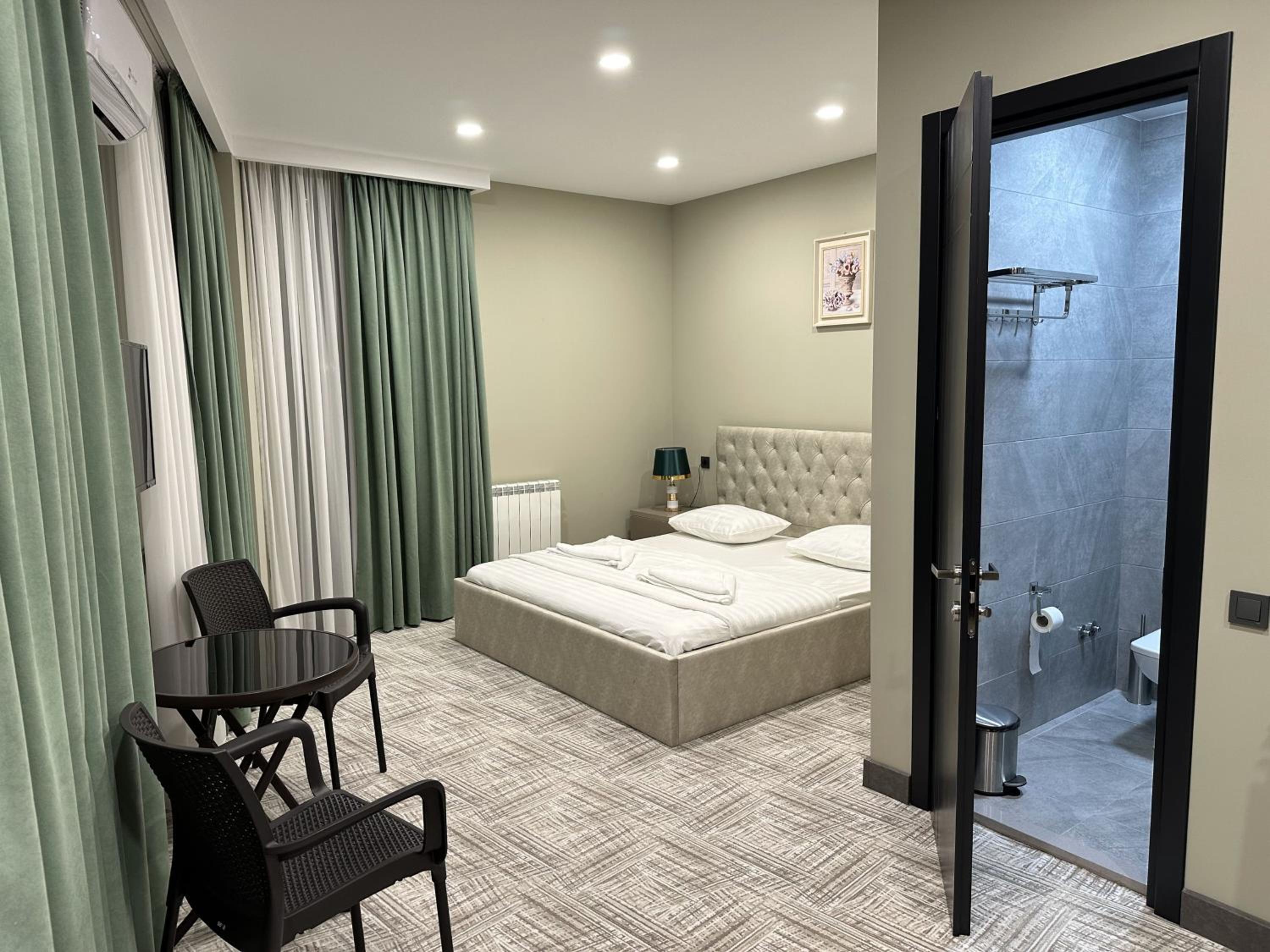 Double Room With Balcony photo 2