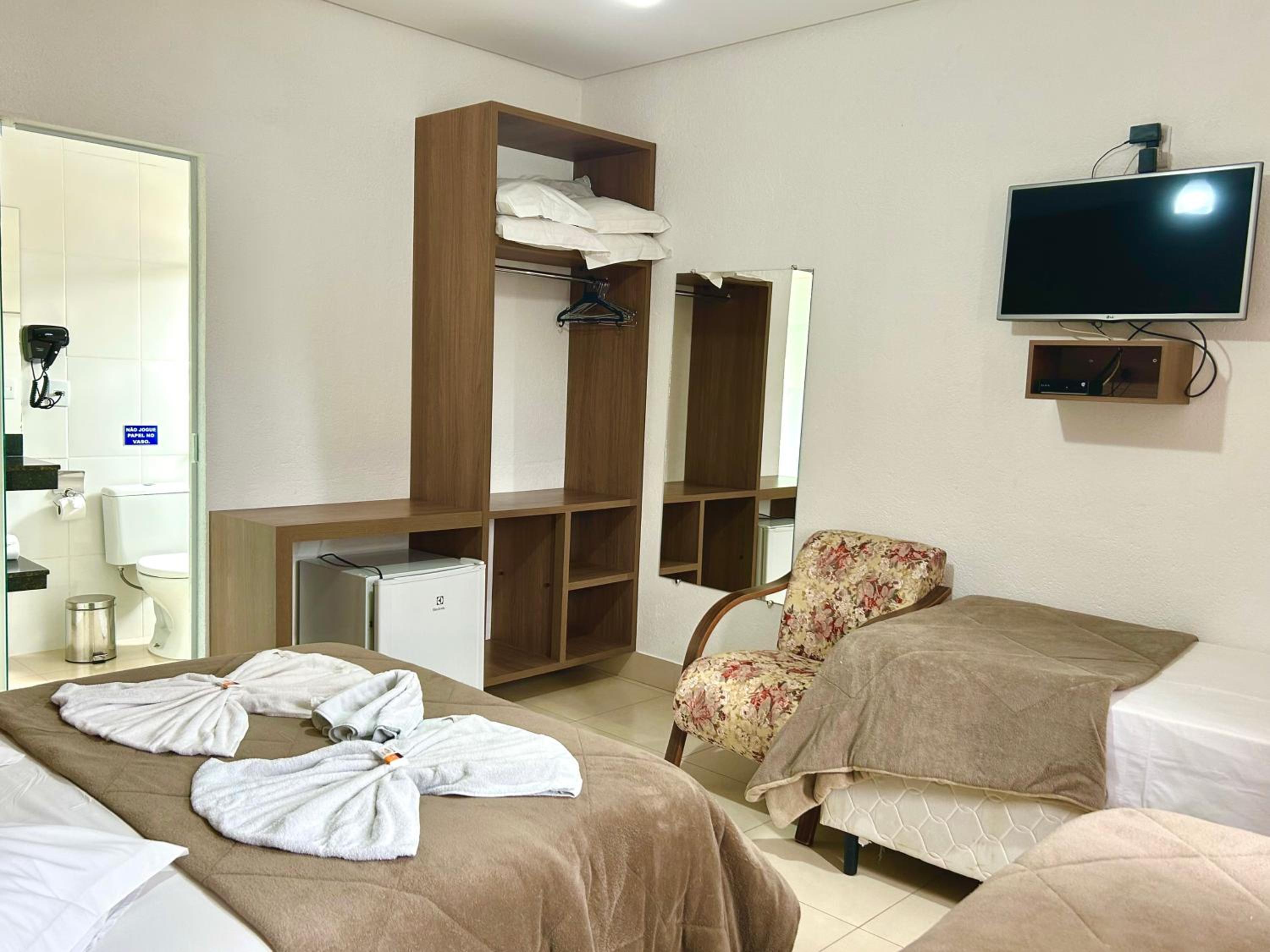 Standard Triple Room photo 2