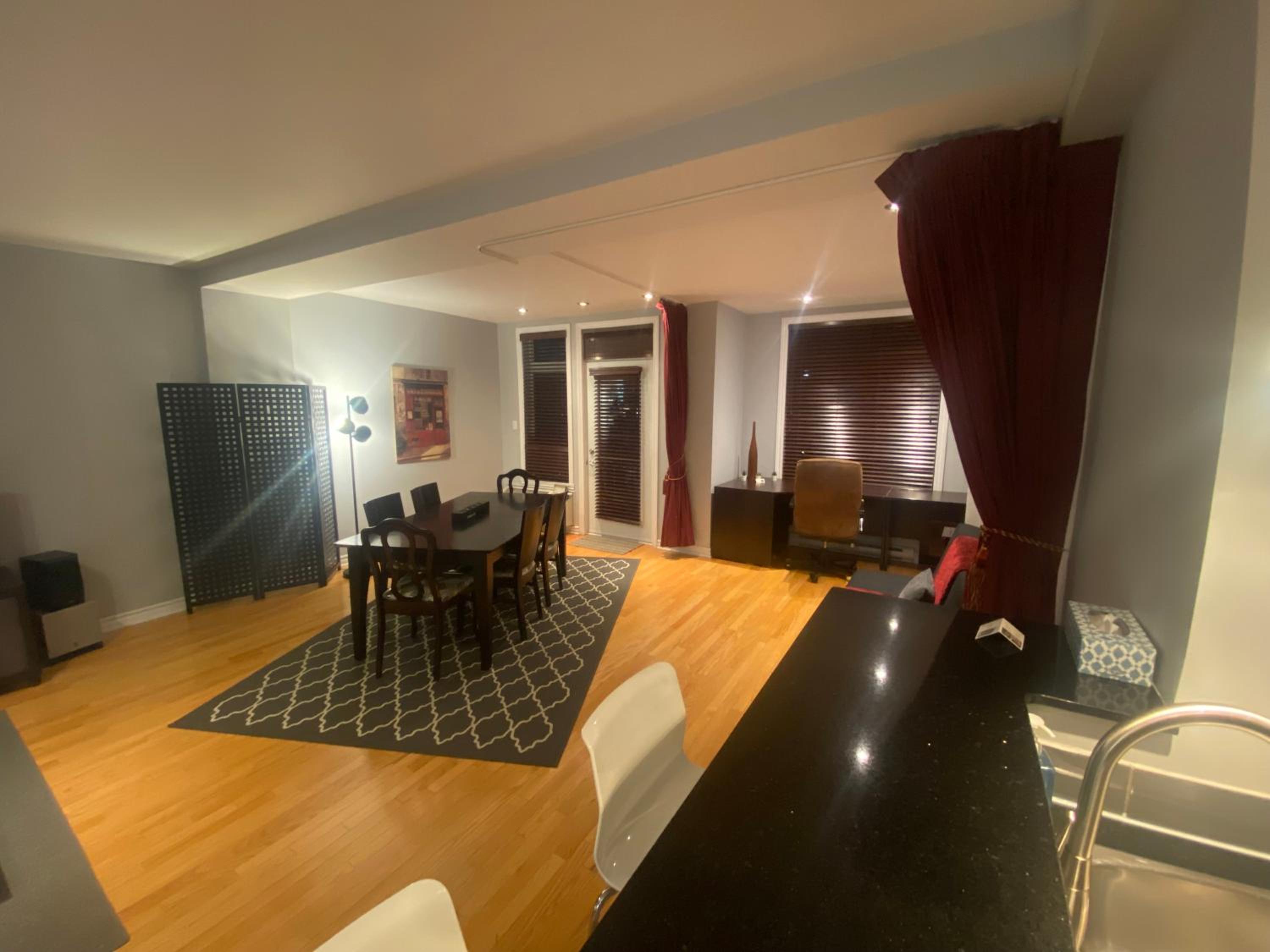 Corporate Suite 301
