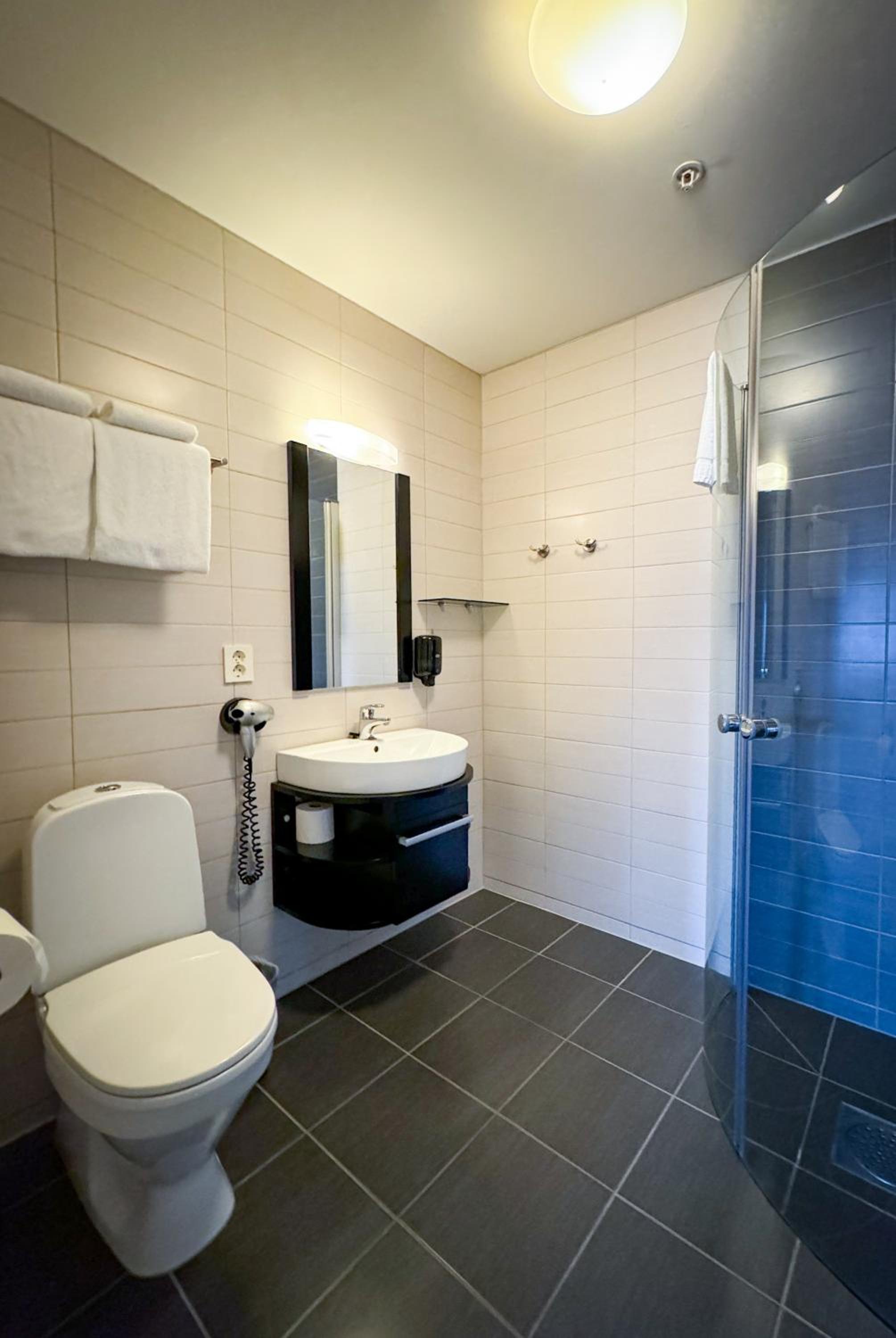 Family Suite 2 bedrooms- Double Beds photo 3