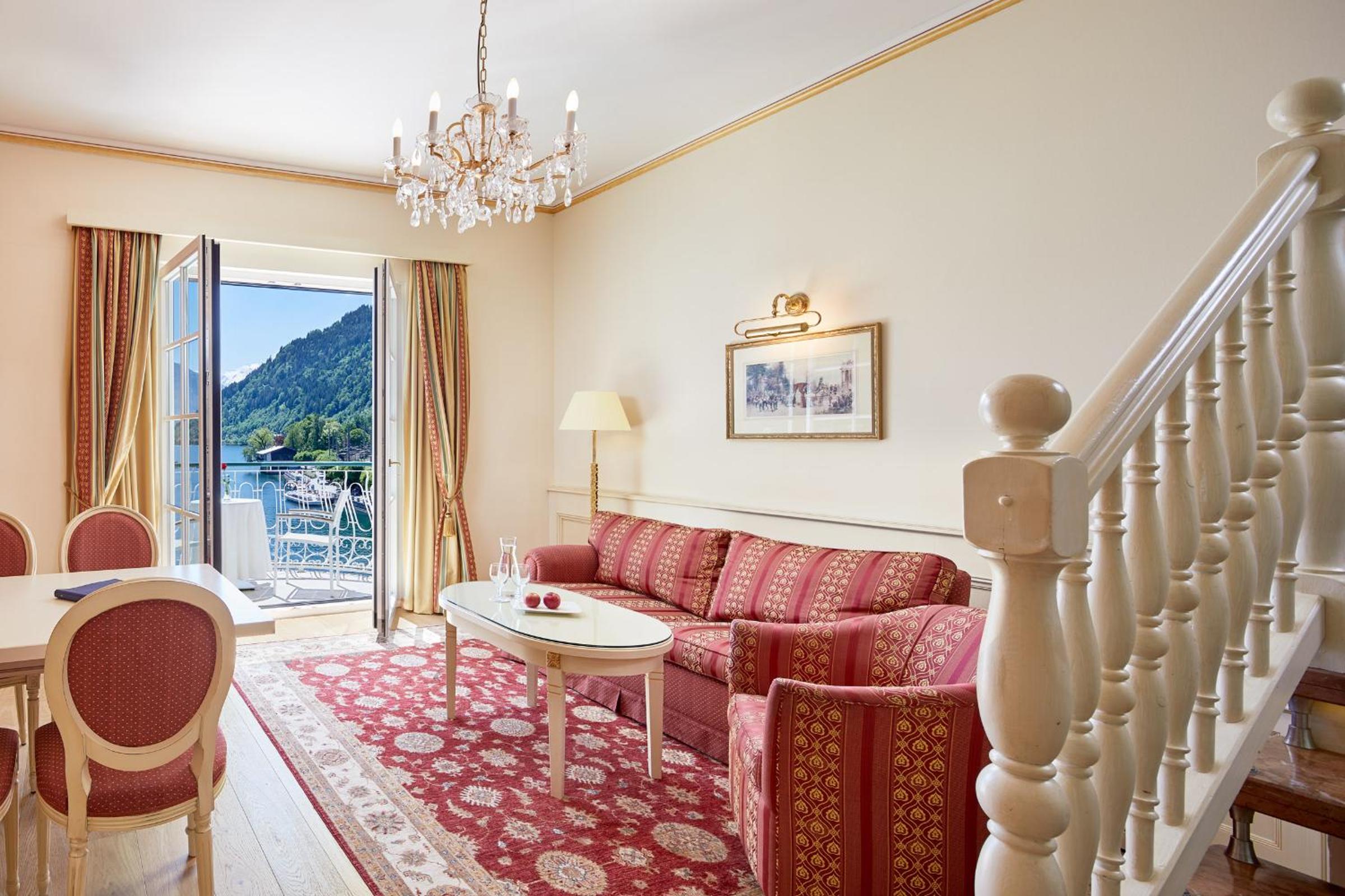 Grand Two-Bedroom Suite with Balcony and Lake View - Photo 1