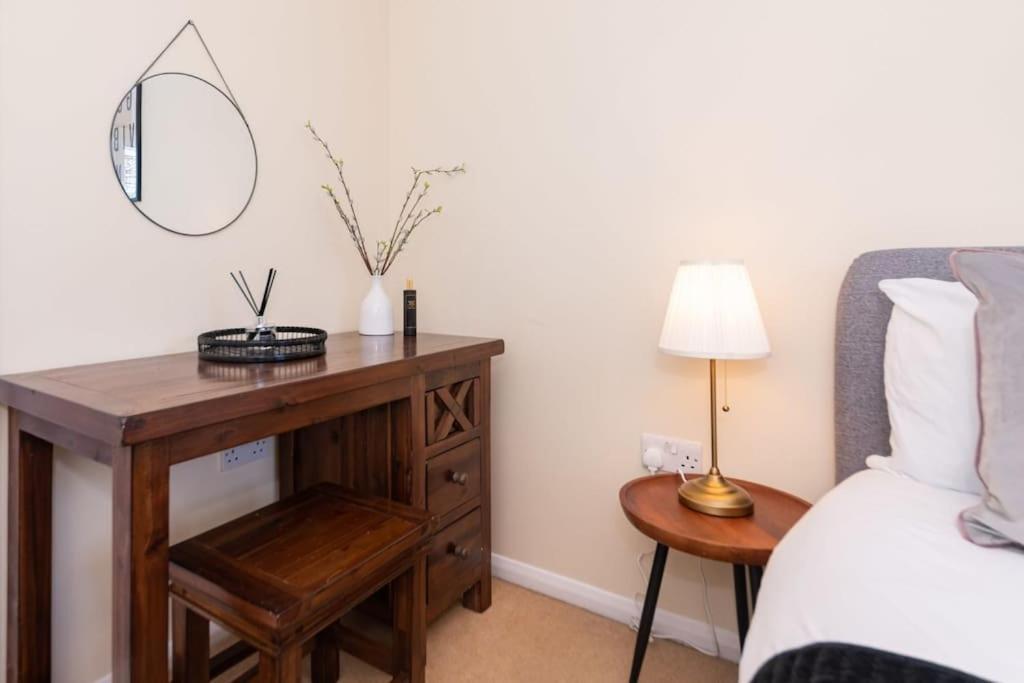 Three-Bedroom Apartment photo 3