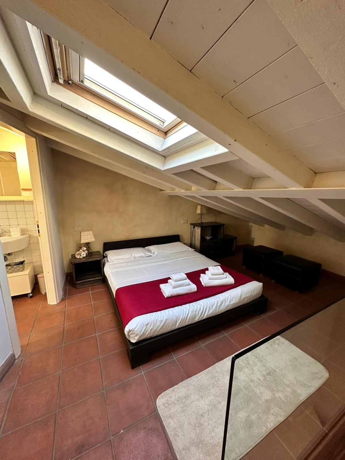 One-Bedroom Apartment - Split Level - Romeo&Juliet - via Dietro Filippini 2, photo 6