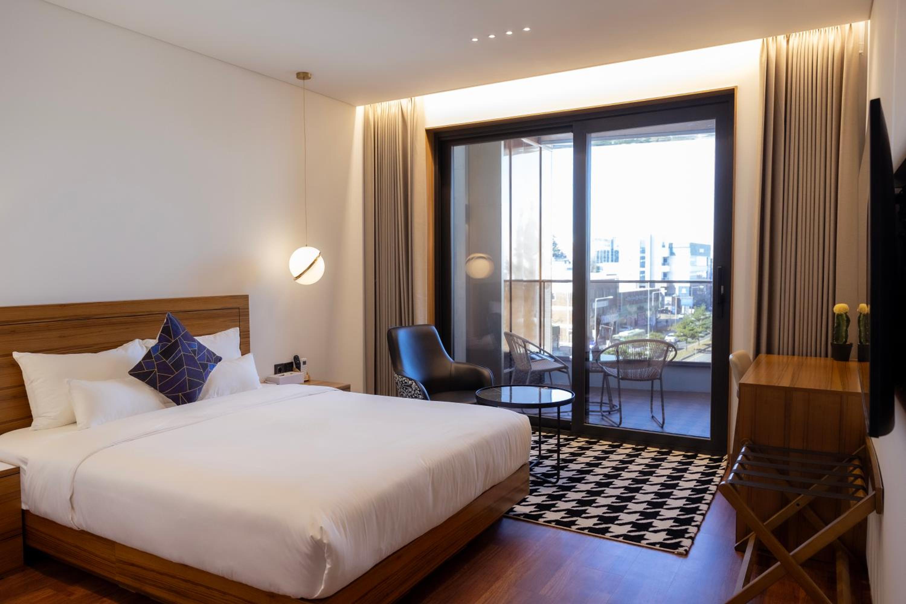 Deluxe Double Room photo 3