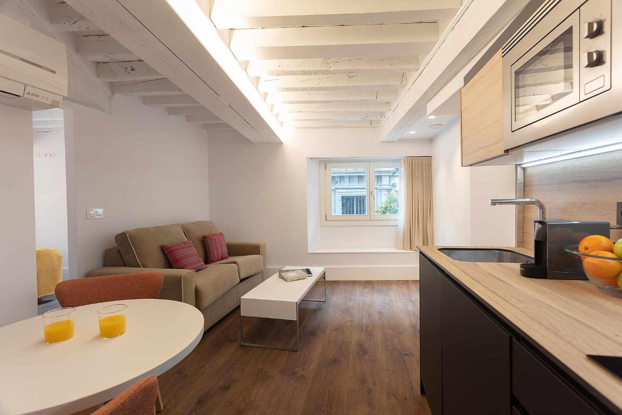 Adapted Standard Apartment - Photo 1