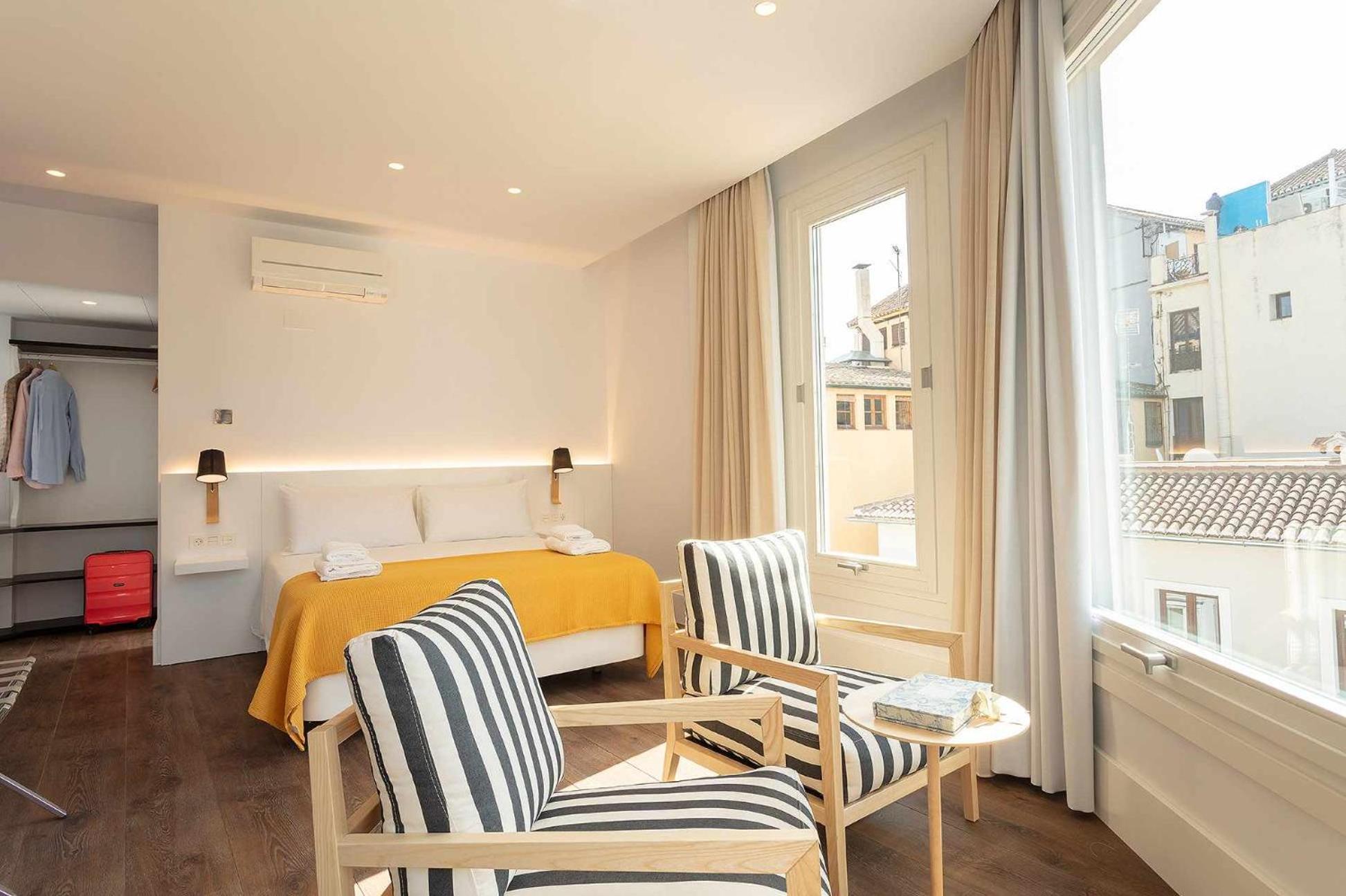 Penthouse Apartment - Photo 1