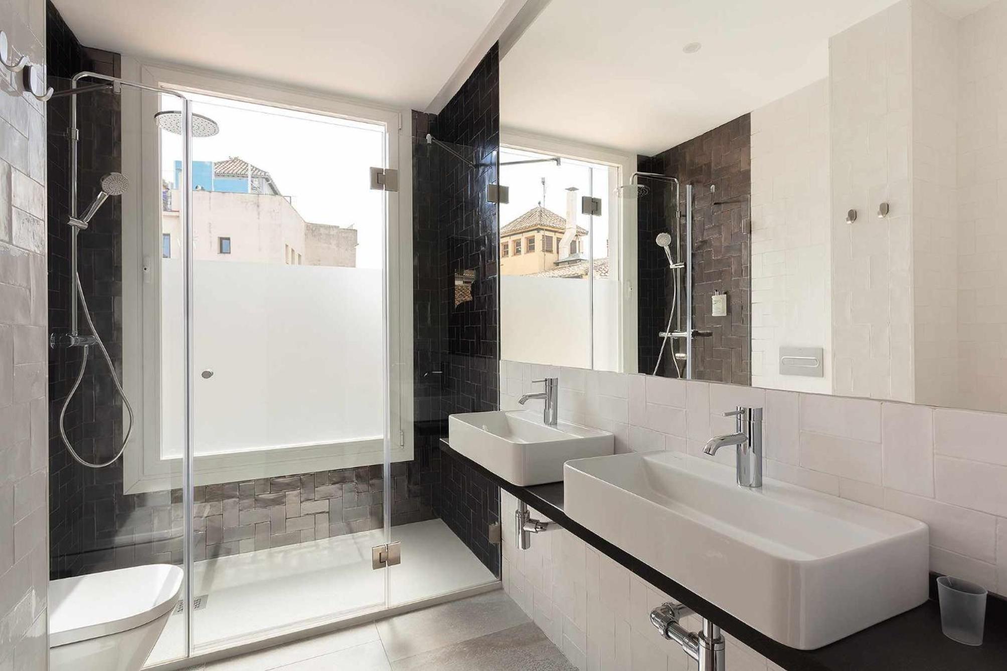 Penthouse Apartment - Photo 12