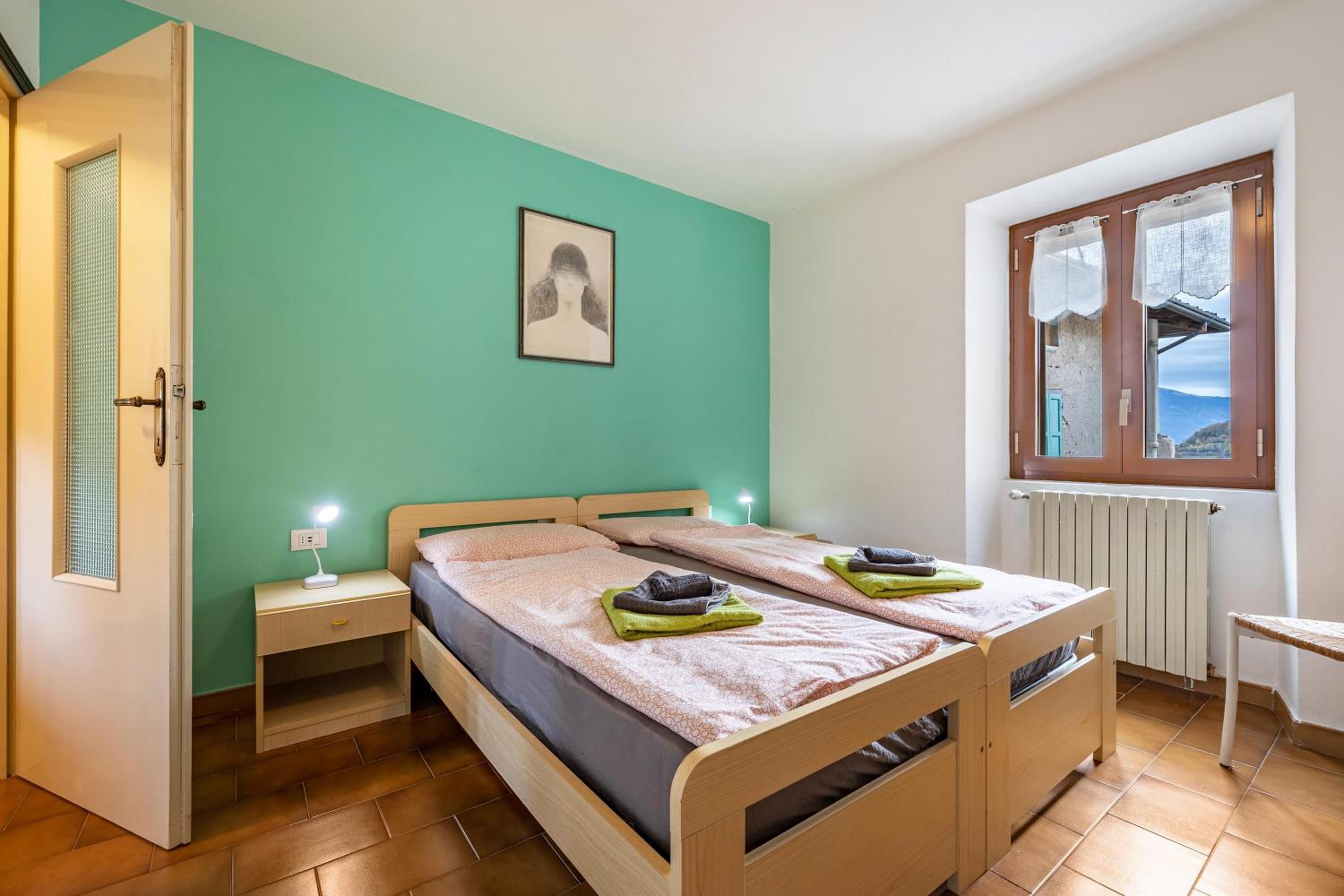 Two-Bedroom Deluxe Apartment with Garden View