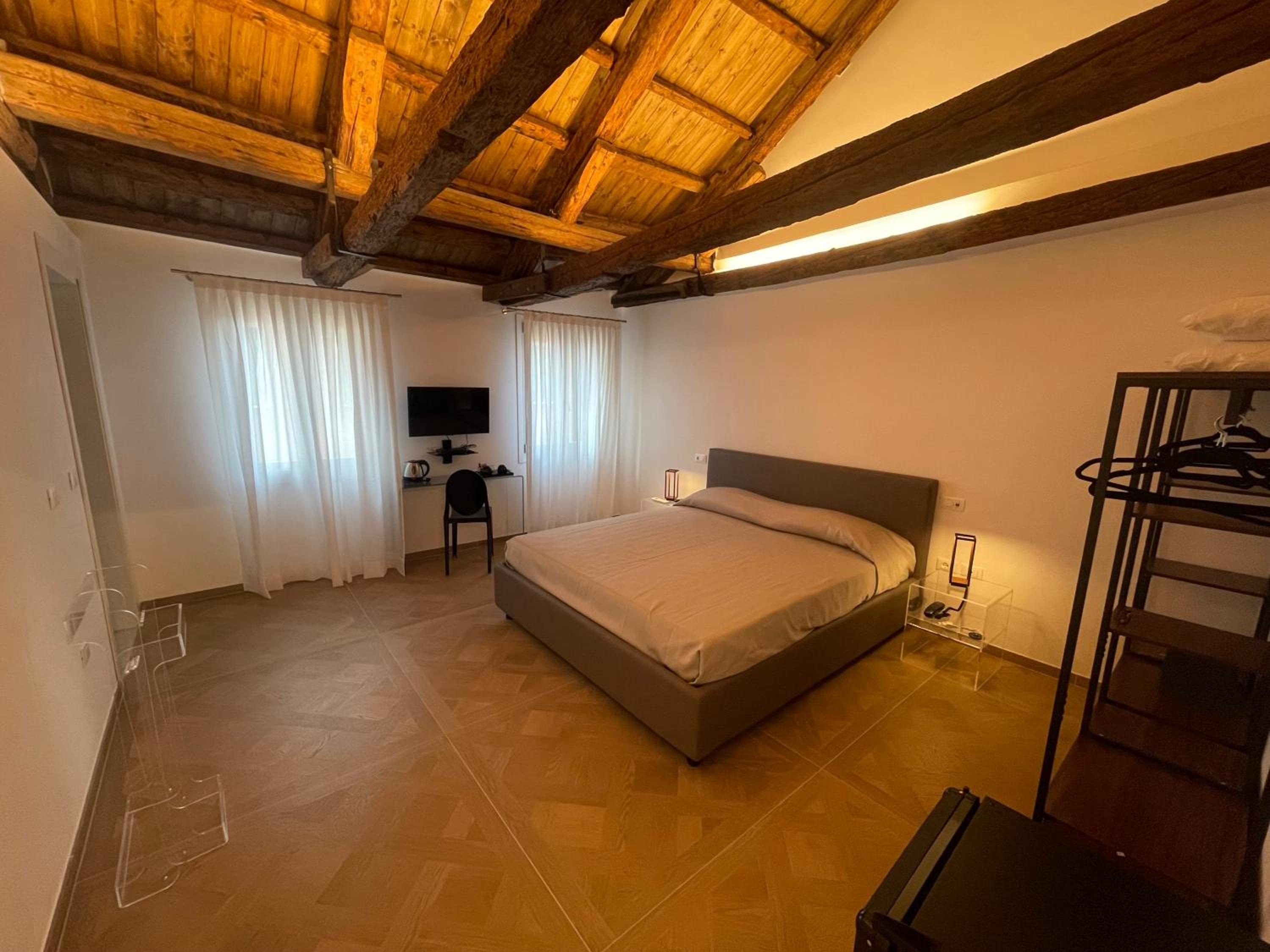 Comfort Triple Room photo 3