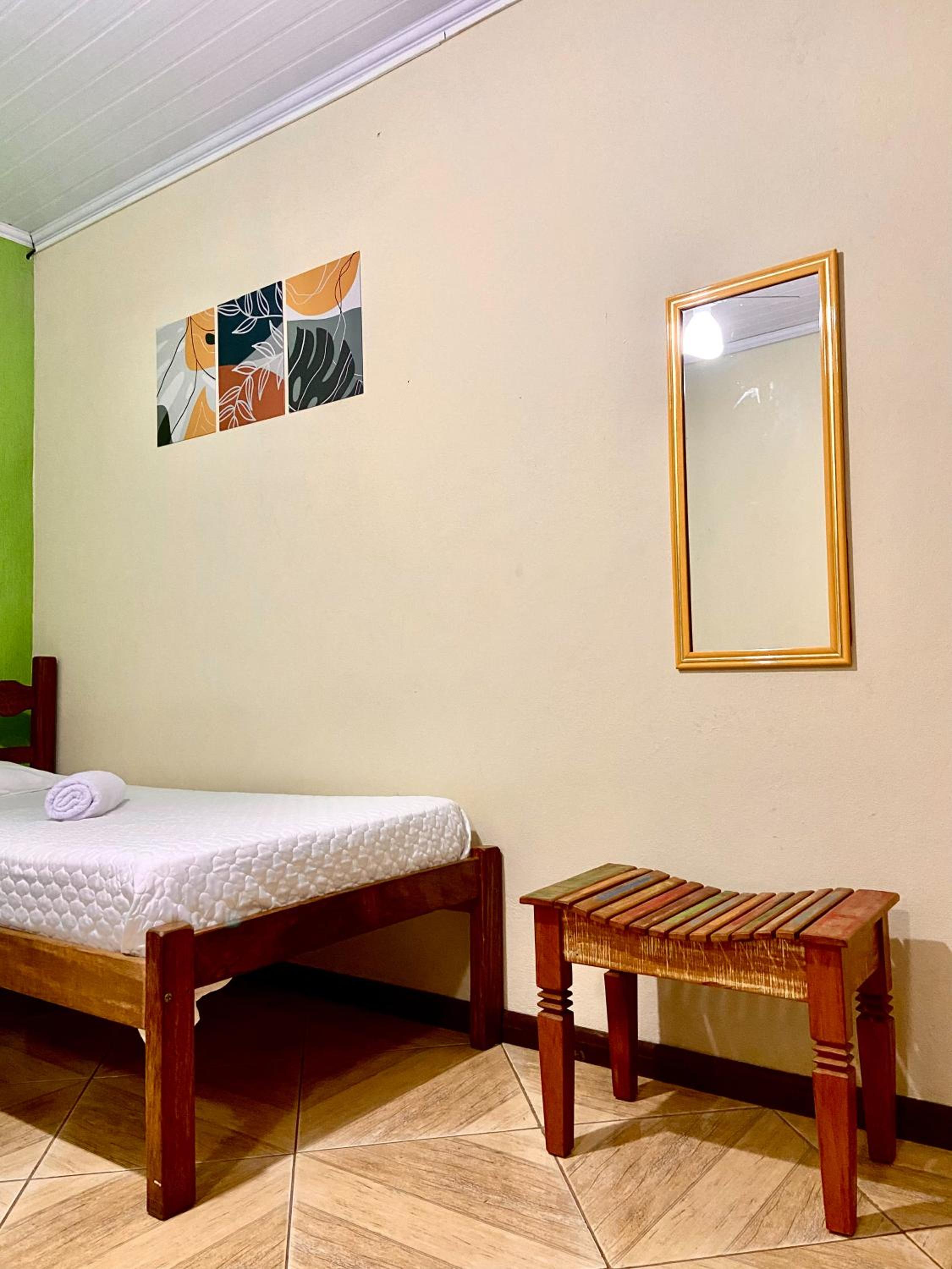 Triple Room - Photo 9