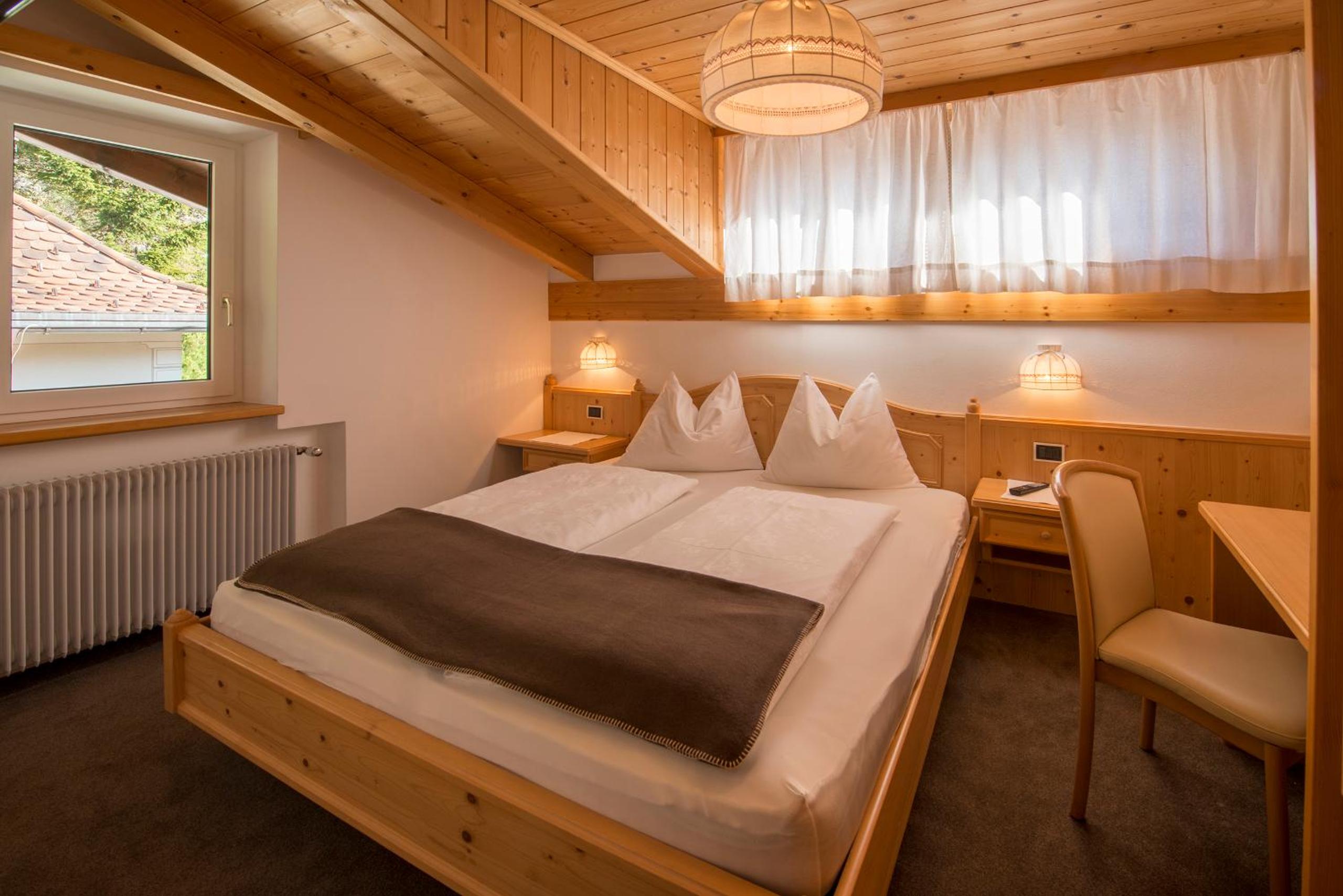 Two-Bedroom Apartment (5 Adults)