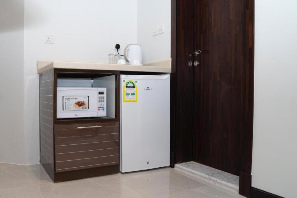 Double Room with Private Bathroom - Photo 3