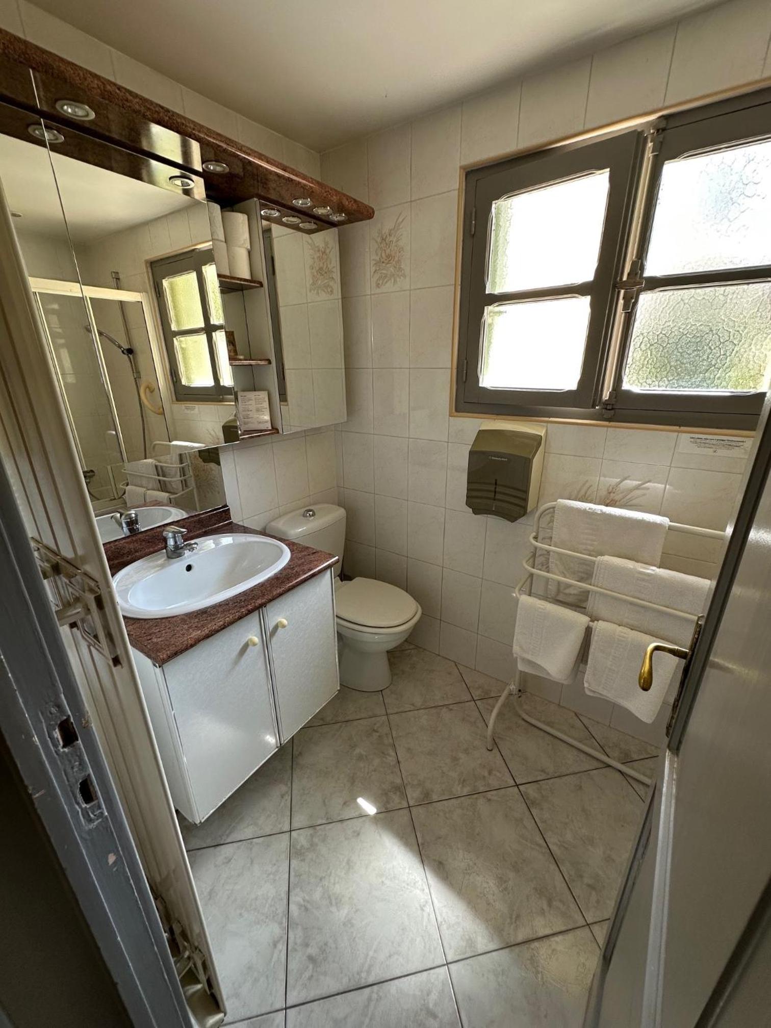 Superior Double Room - Photo 5