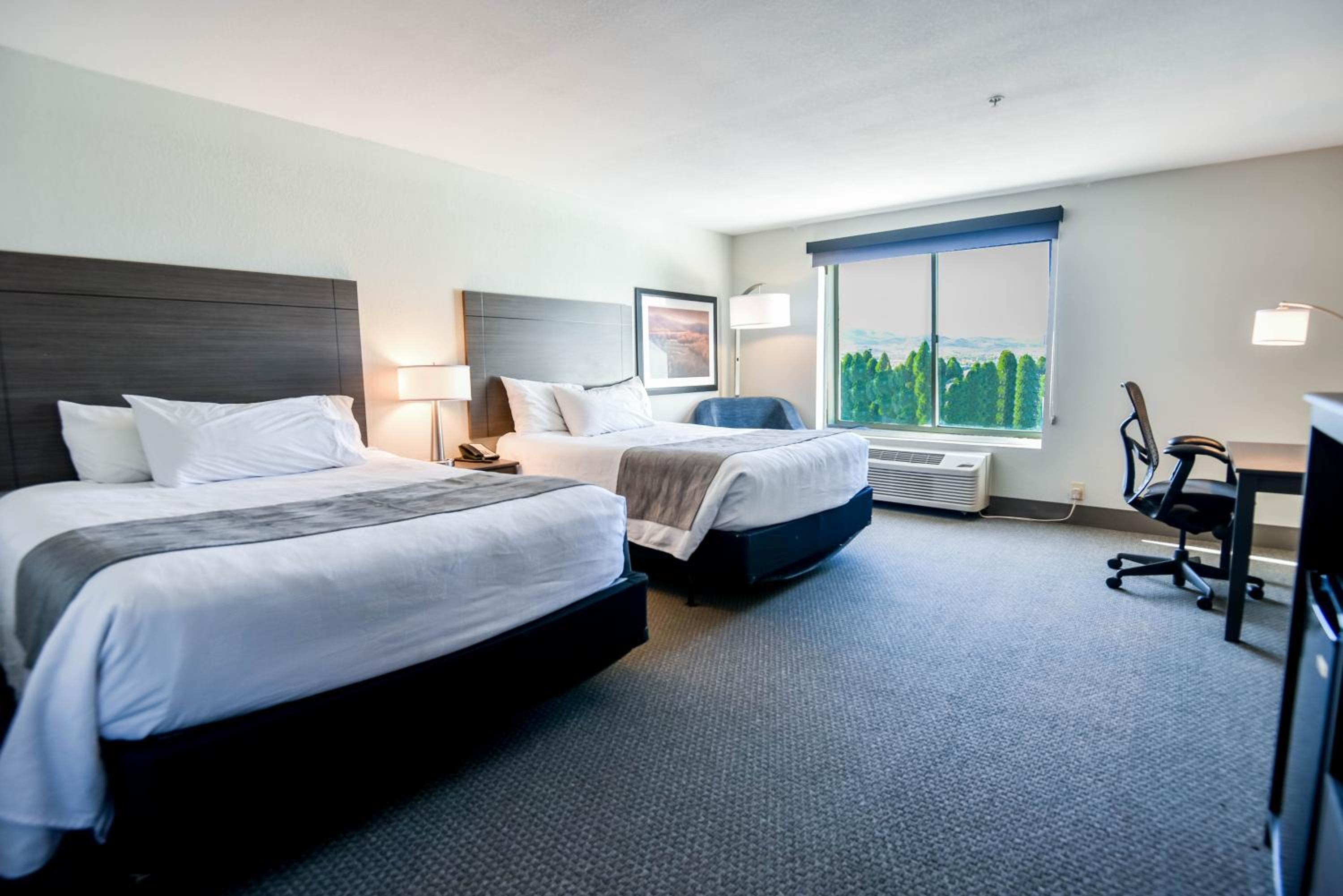 Superior Queen Room with Two Queen Beds