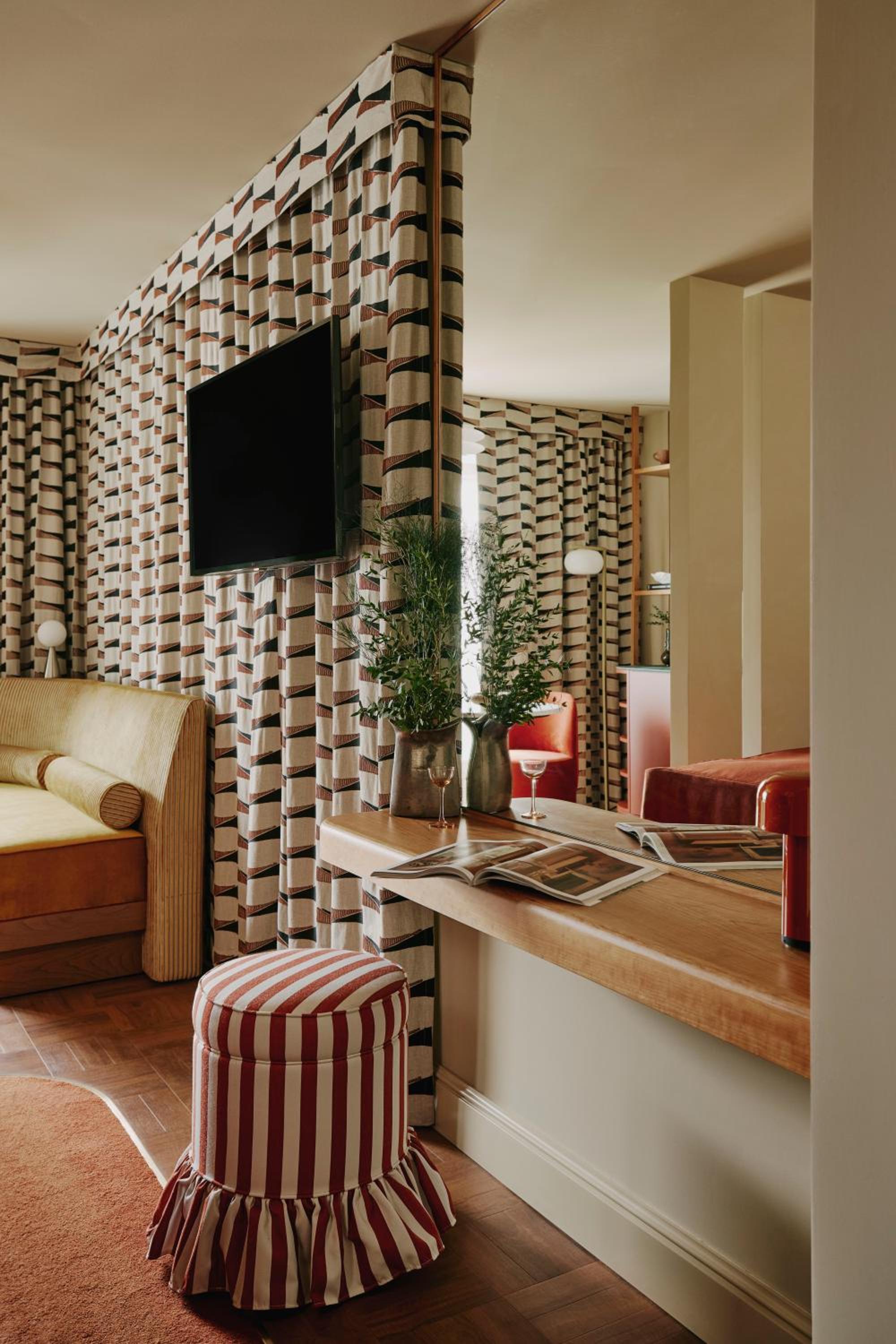 Locke Room with Balcony