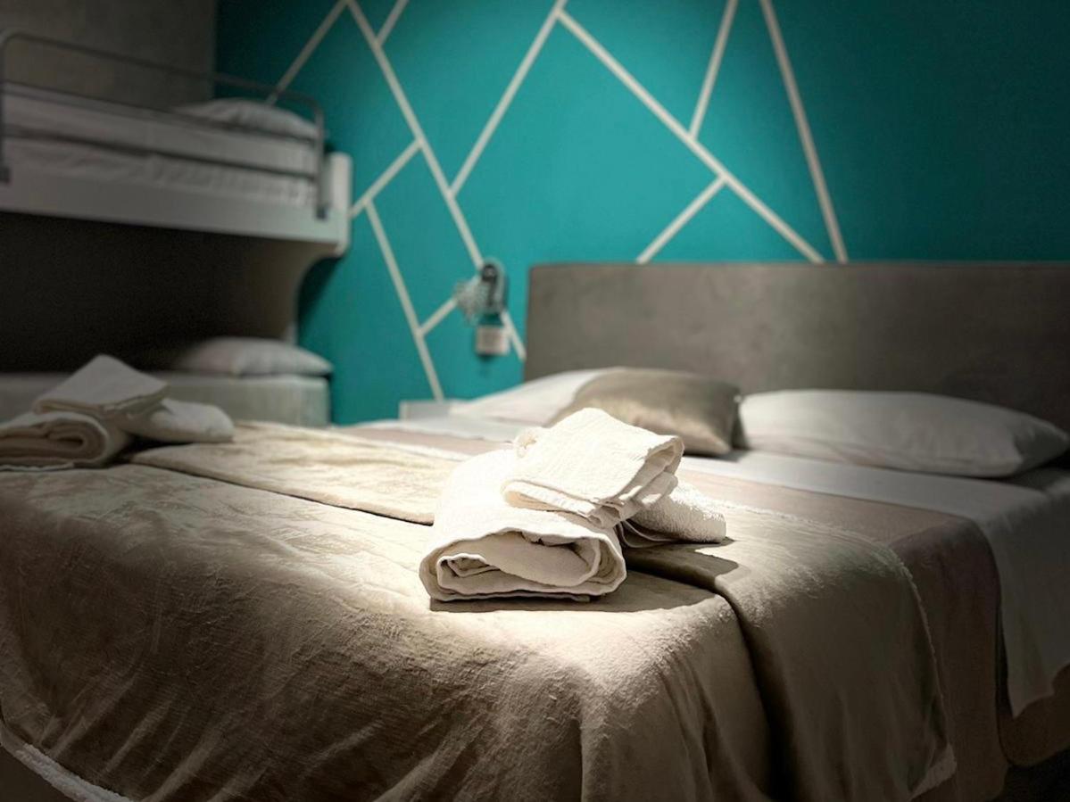 Quadruple Room with Private Bathroom