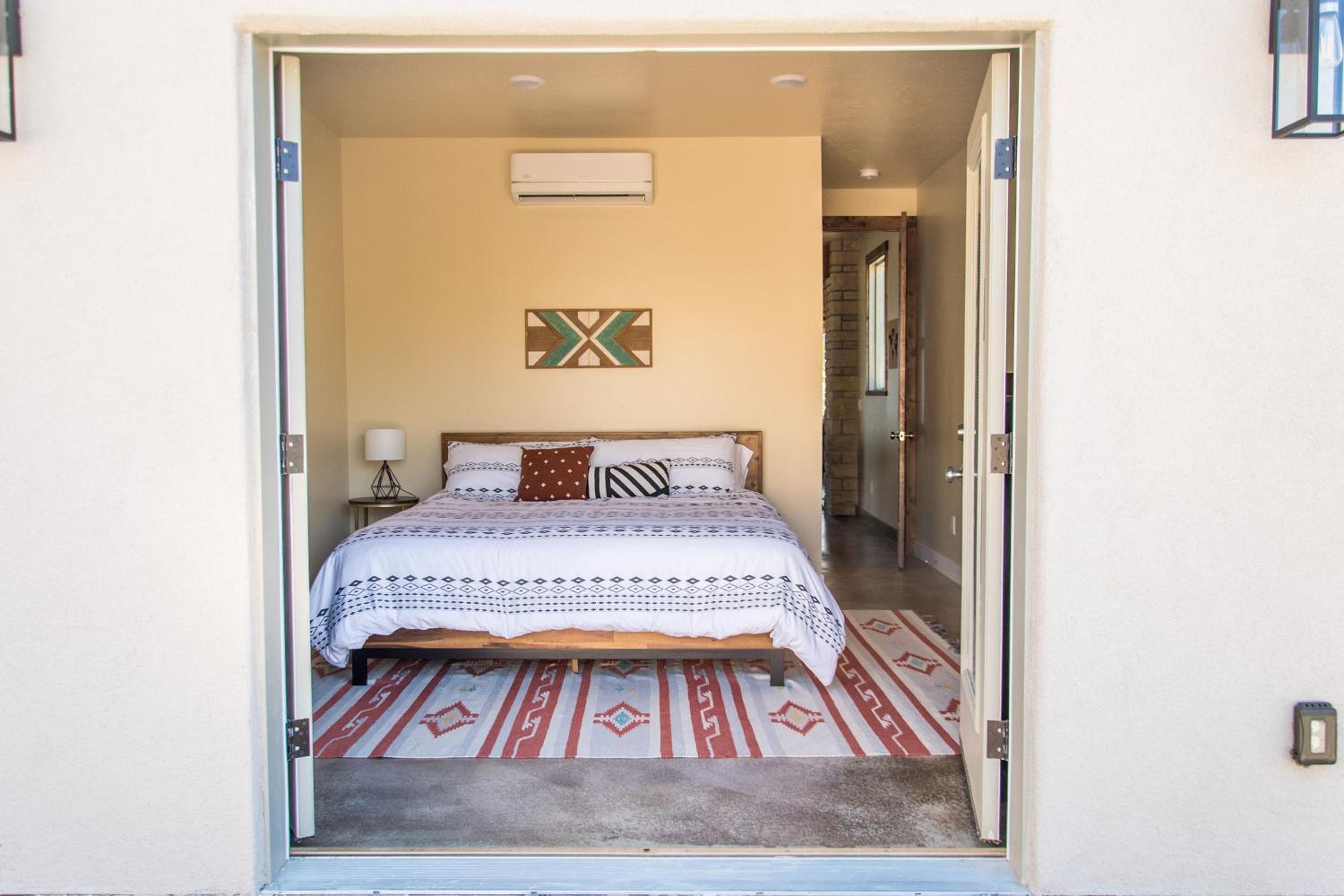 Four-Bedroom House photo 1