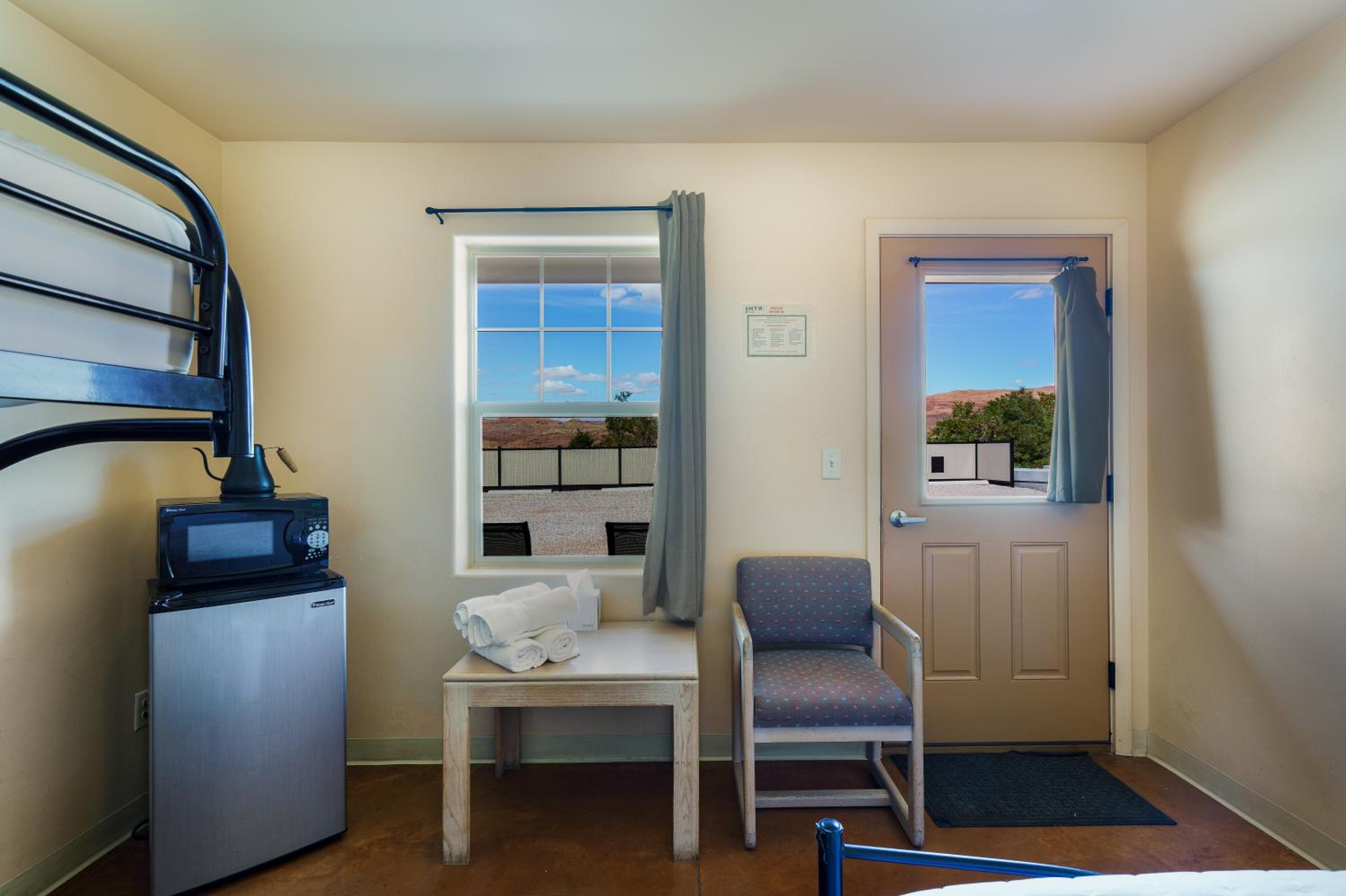 Standard Double Room with Shared Bathroom