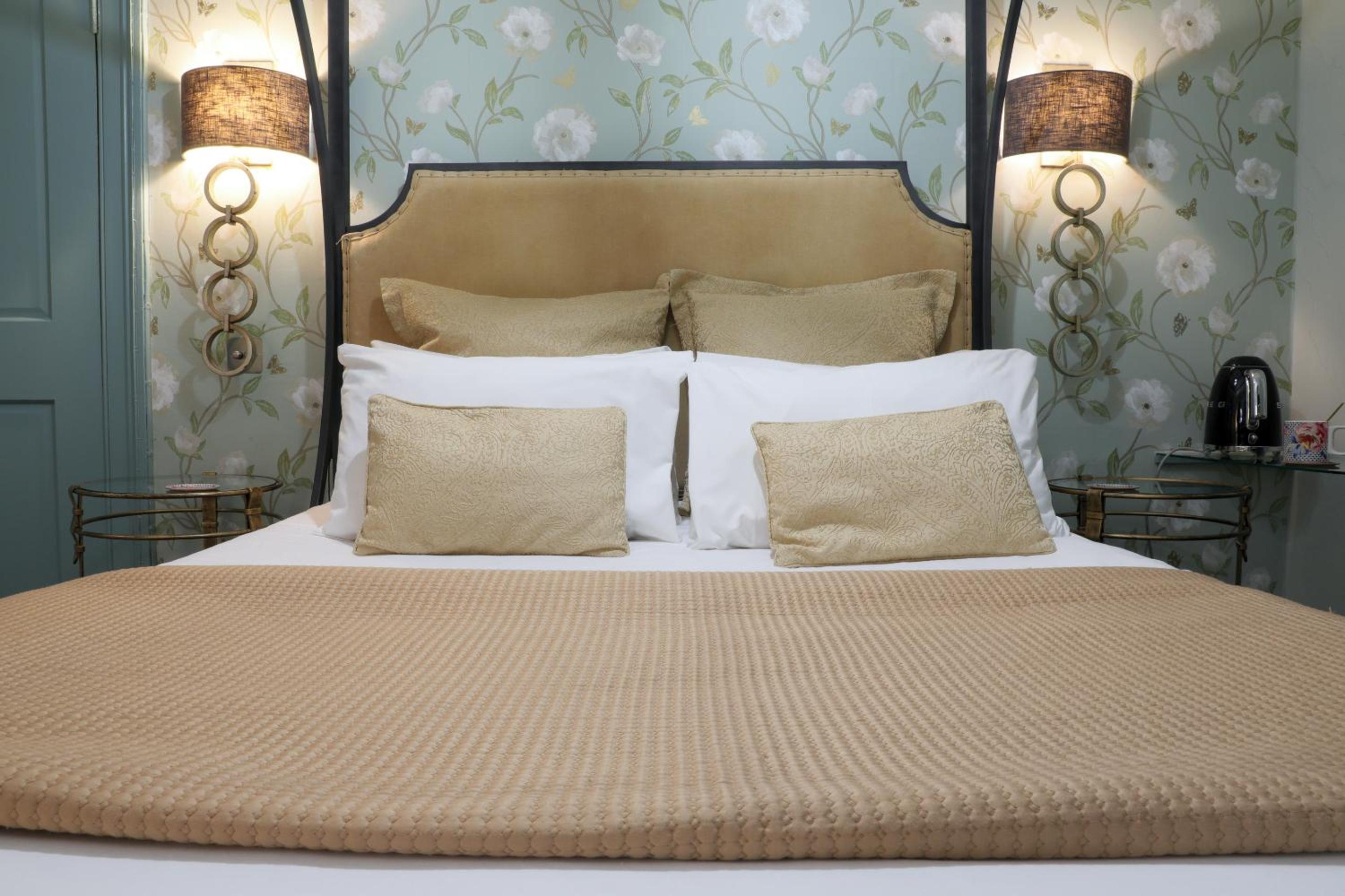 Deluxe King Room With Bath Ensuite, photo 7