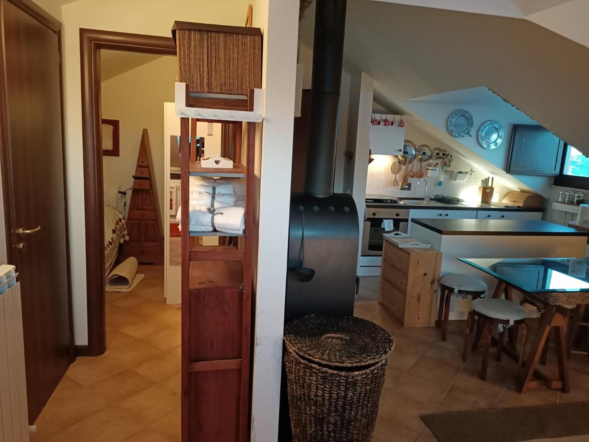 One-Bedroom Apartment photo 2