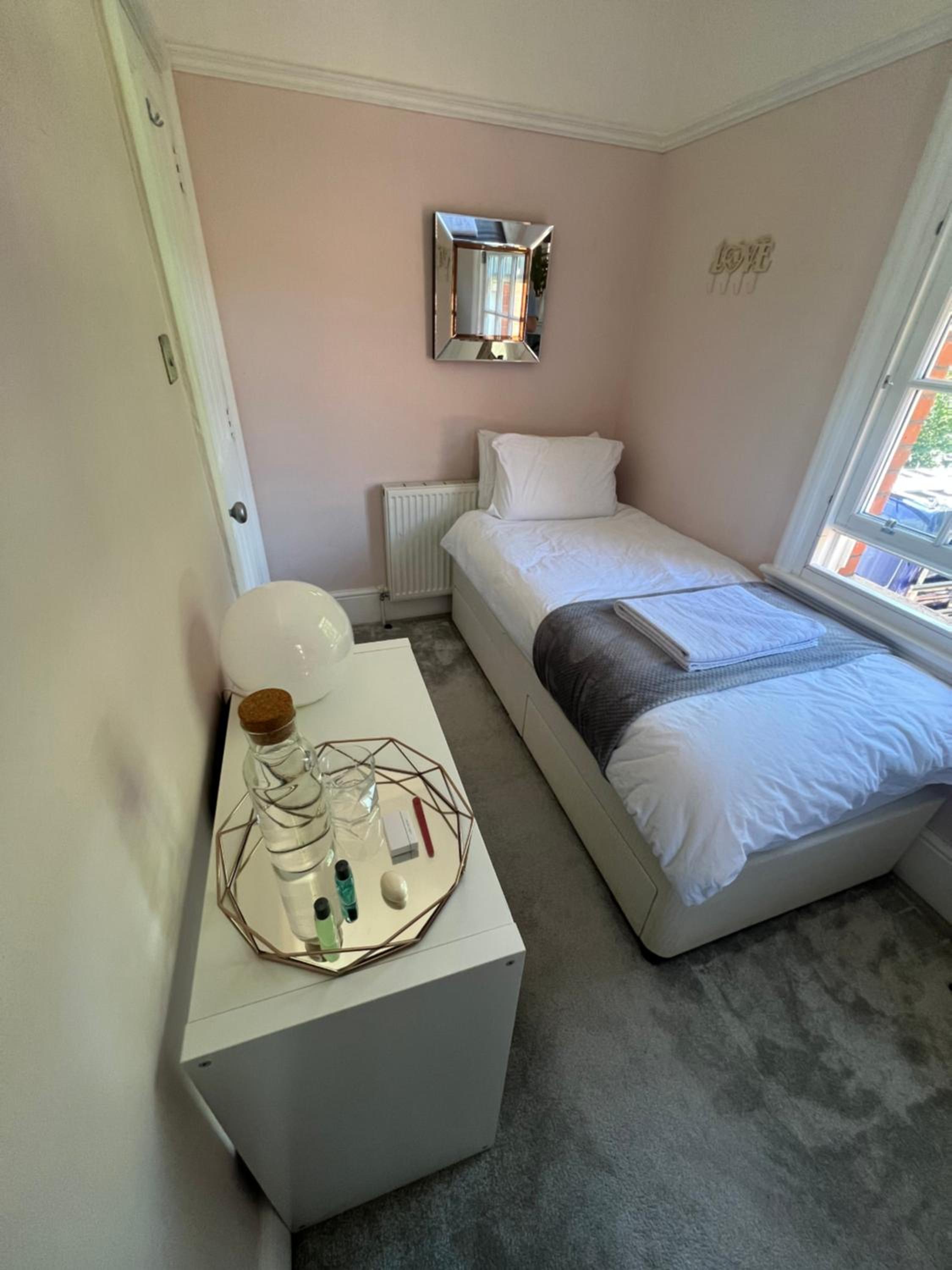 Deluxe Single Room