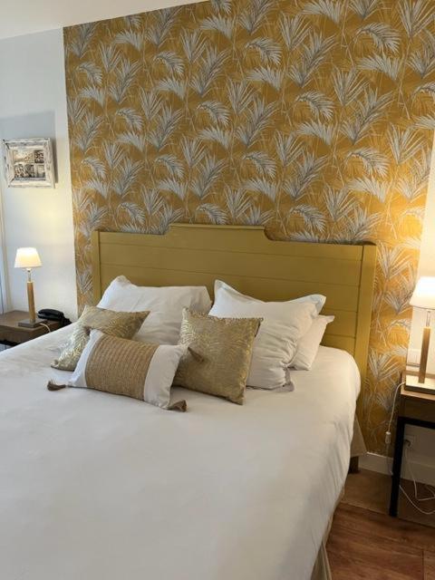 Double Room with Garden View - Photo 1