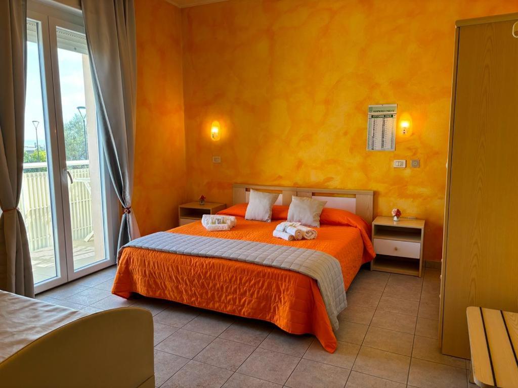 Apartment with Sea View photo 1