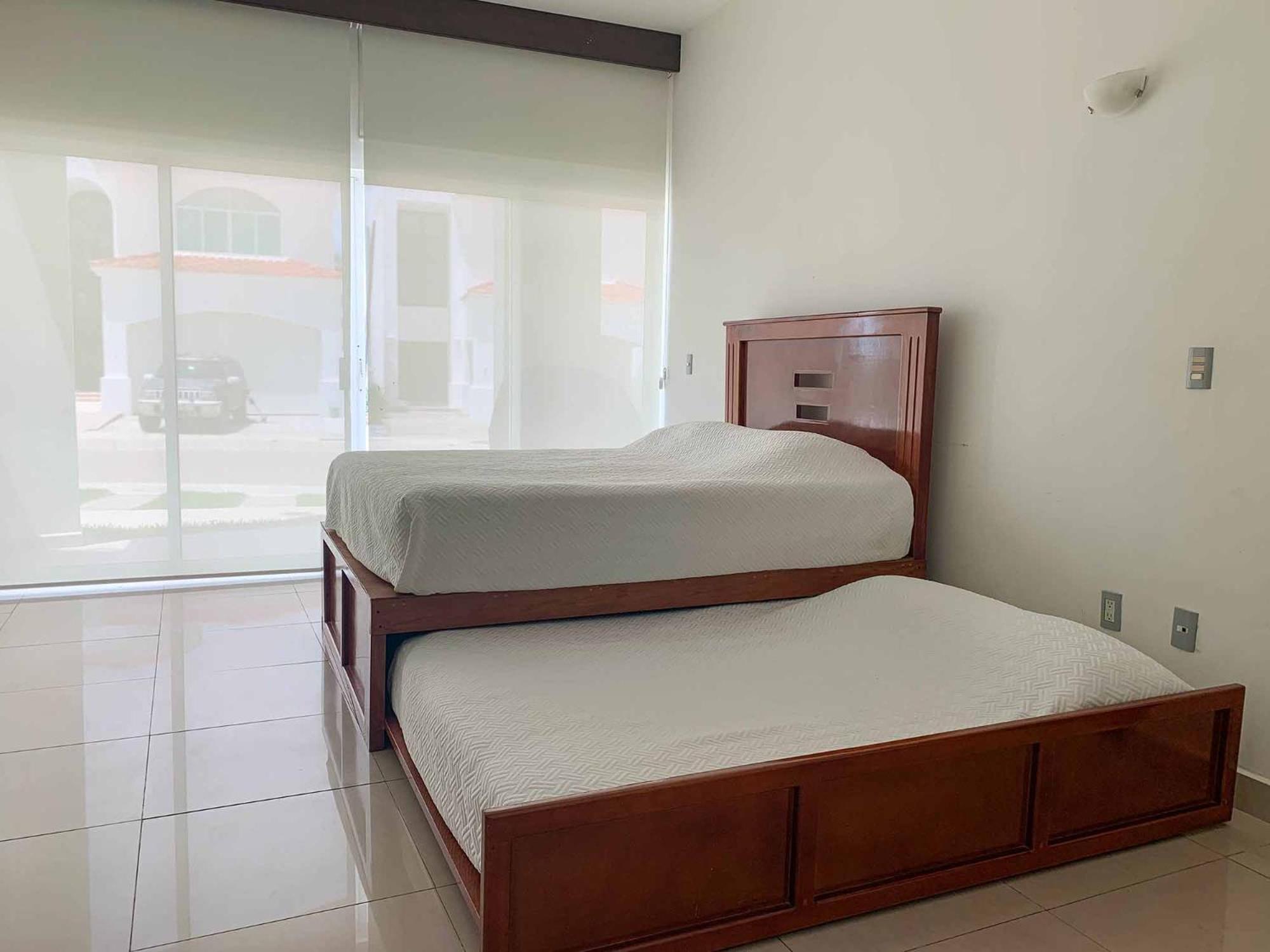 Two-Bedroom Apartment - Photo 3