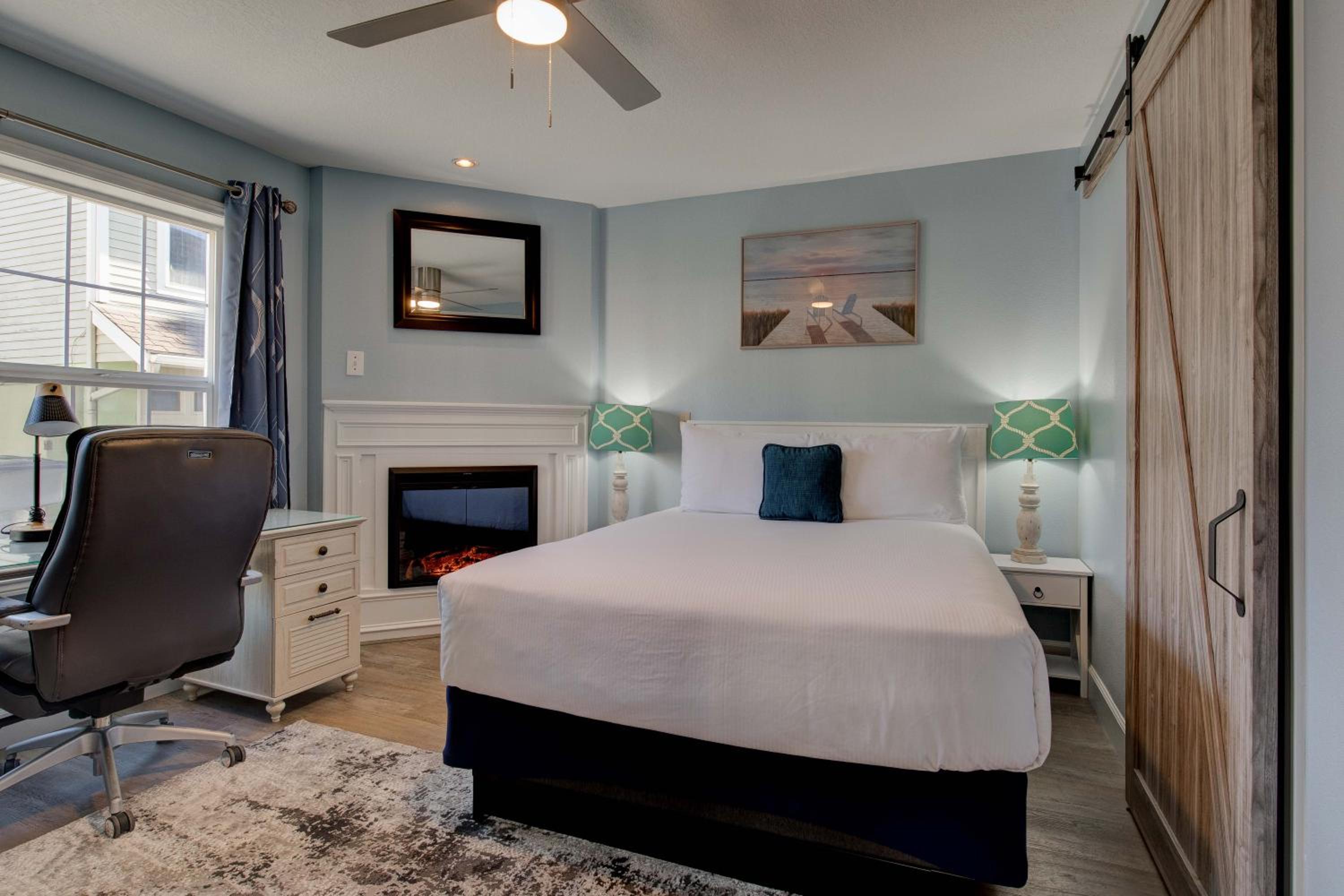 One bedroom Queen Suite with Spa