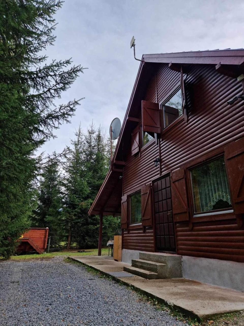 Four-Bedroom House photo 2