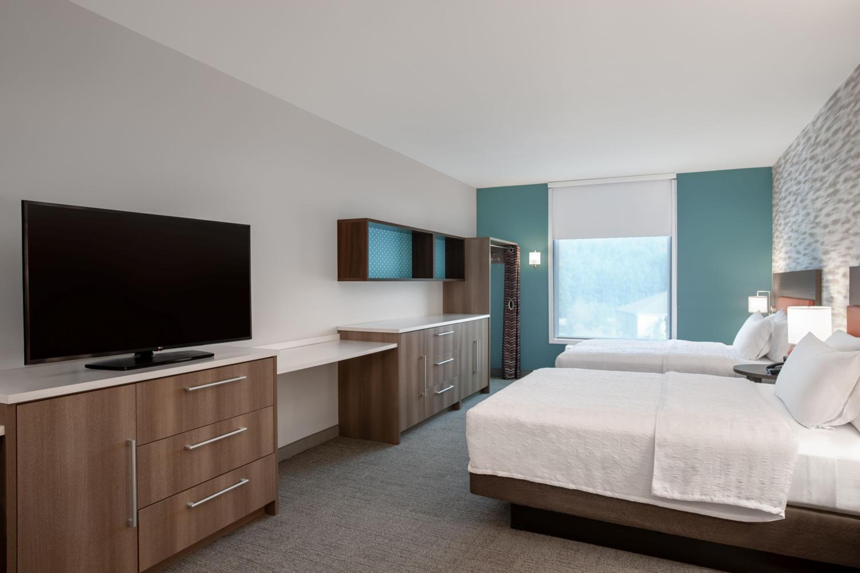 Queen Studio with Two Queen Beds - Photo 1