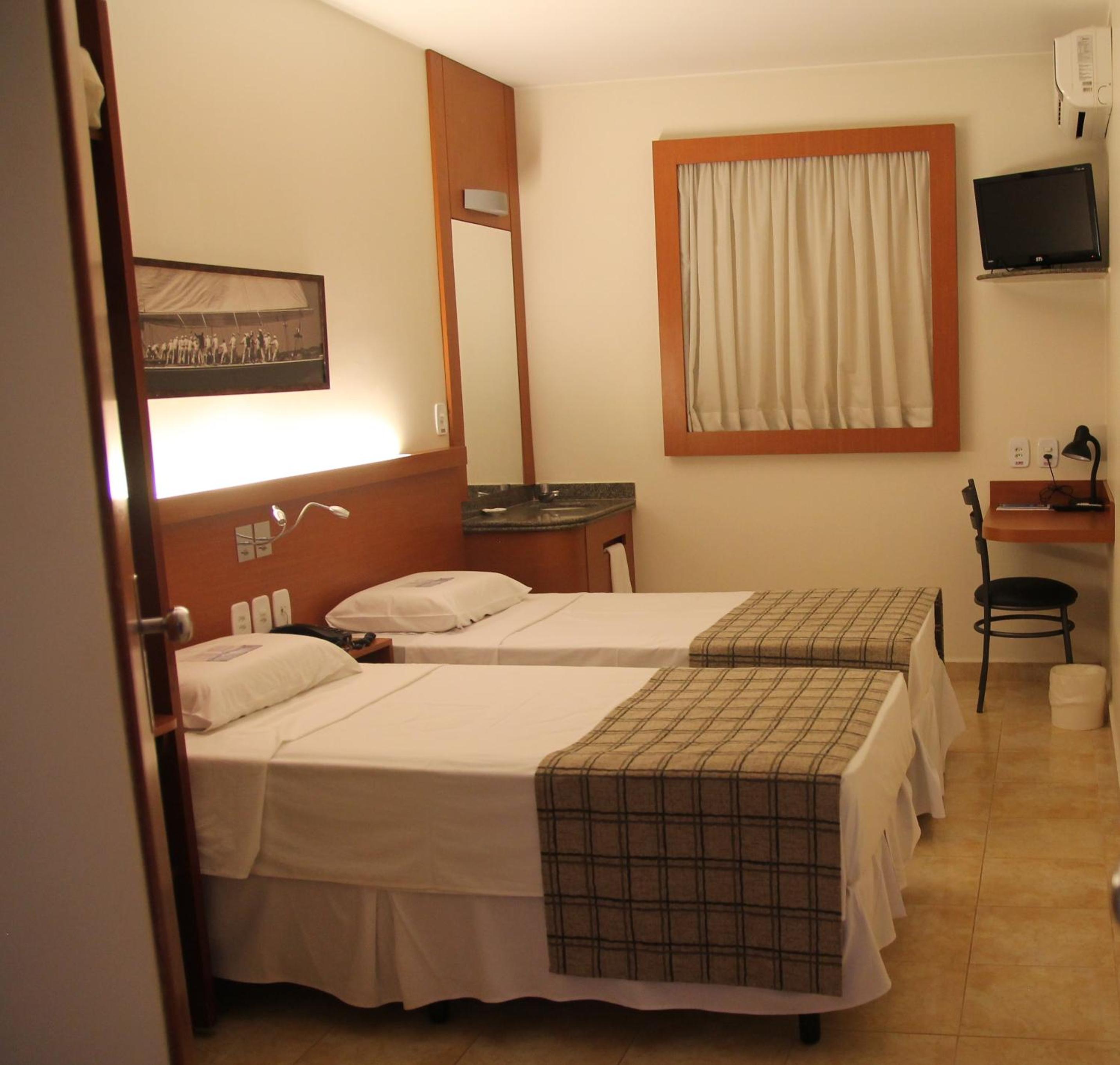Deluxe Twin Room photo 1