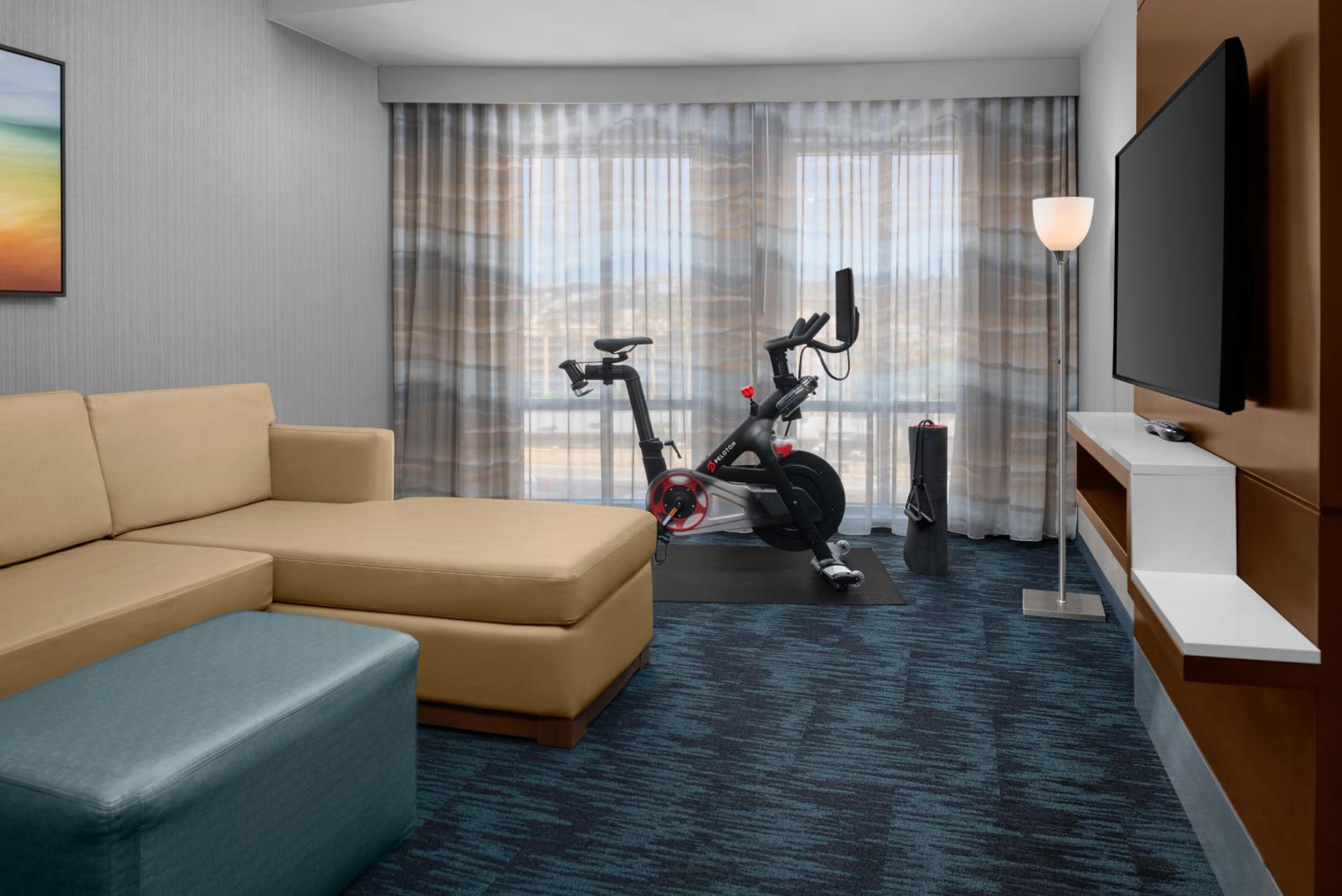 One-Bedroom Queen Suite with Peloton Bike - Photo 3