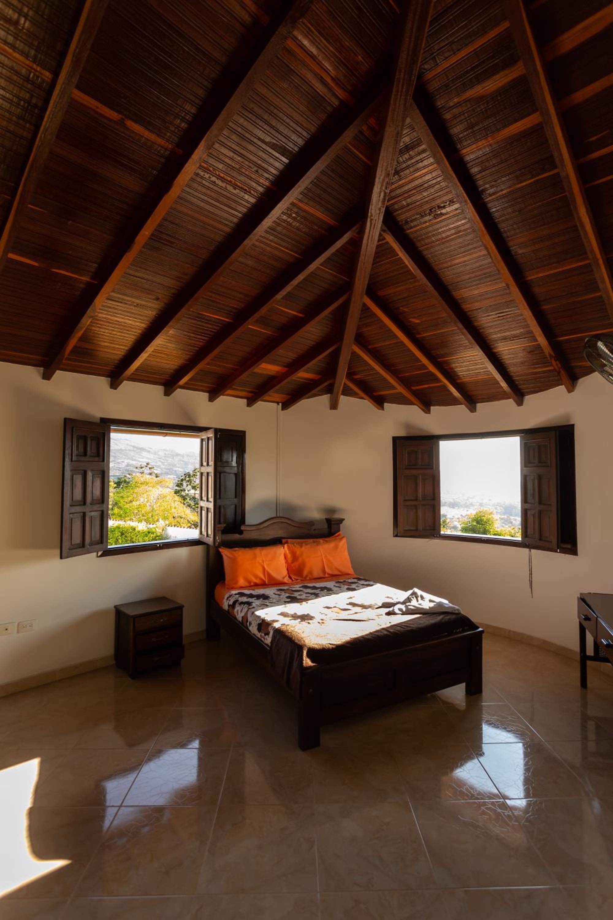 Holiday Home (10 Adults) photo 2