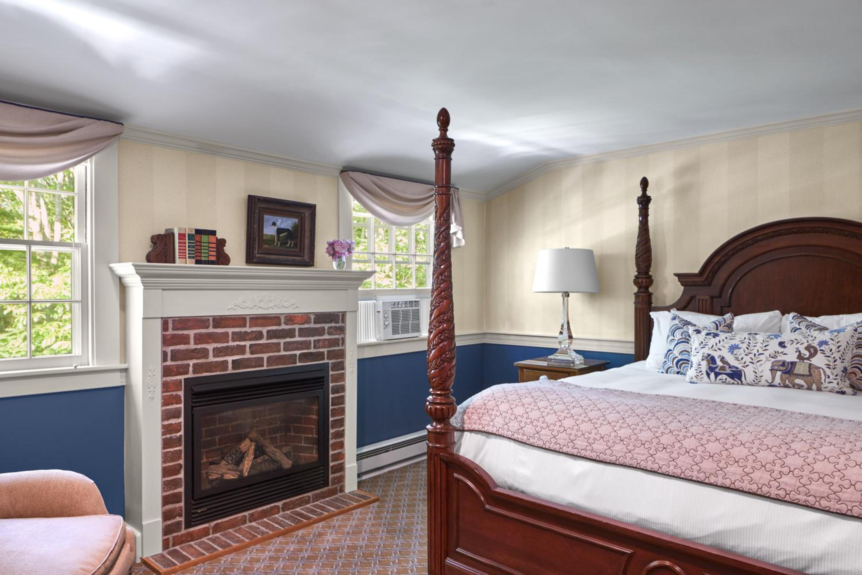 Standard King Room photo 3
