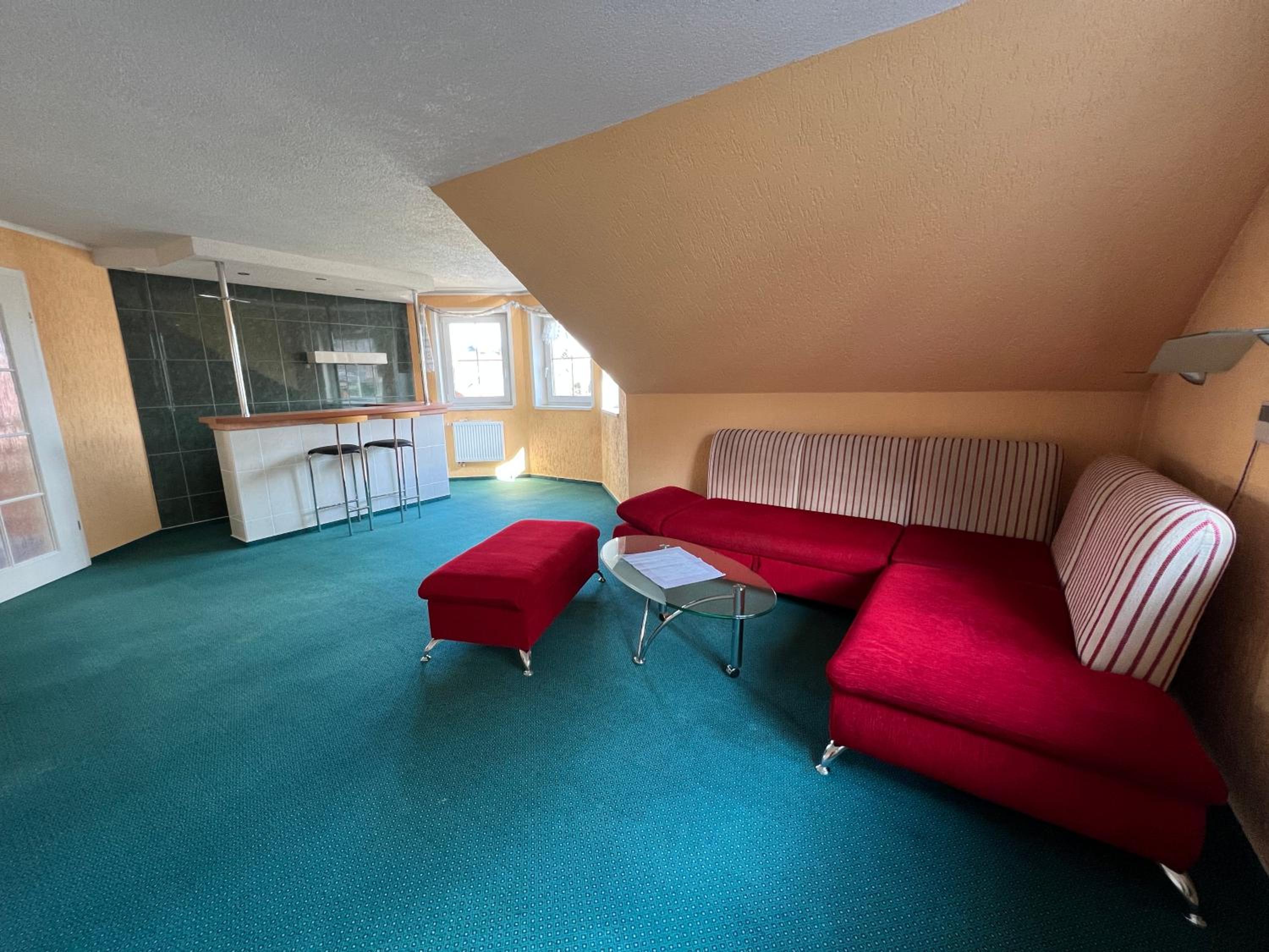 Four-Bedroom House photo 3