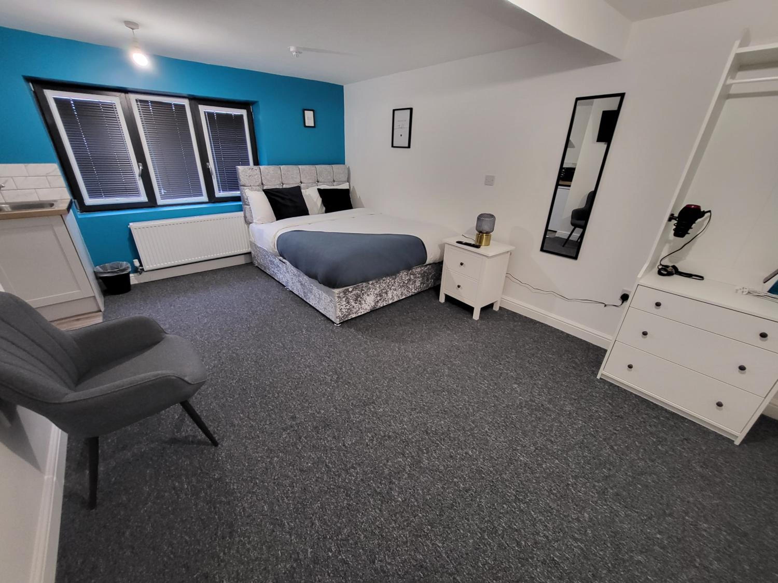 Superior Studio